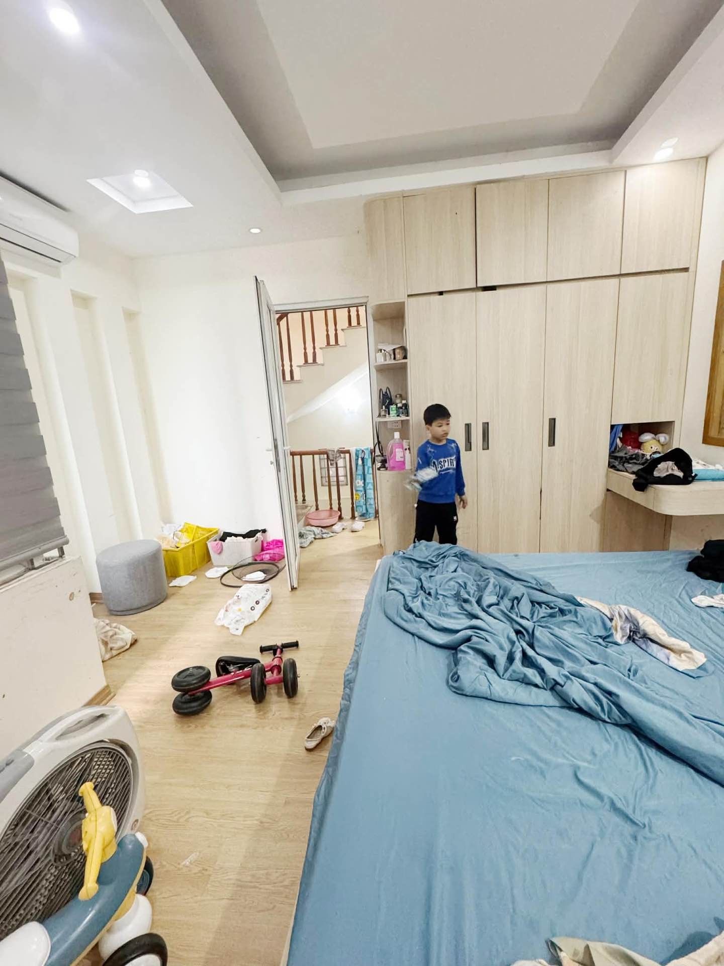 Bán nhà Vĩnh Hưng - diện tích 30m2 4 tầng - ô tô nhỏ đỗ ngày cổng - giá 6,8 tỷ