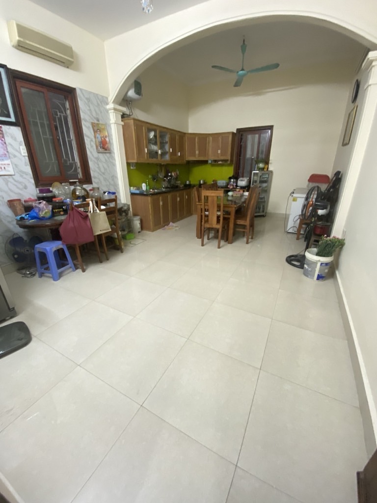 Bán nhà Nguyễn Trãi - diện tích 150m2 4 tầng - Đang cập nhật - giá 27 tỷ