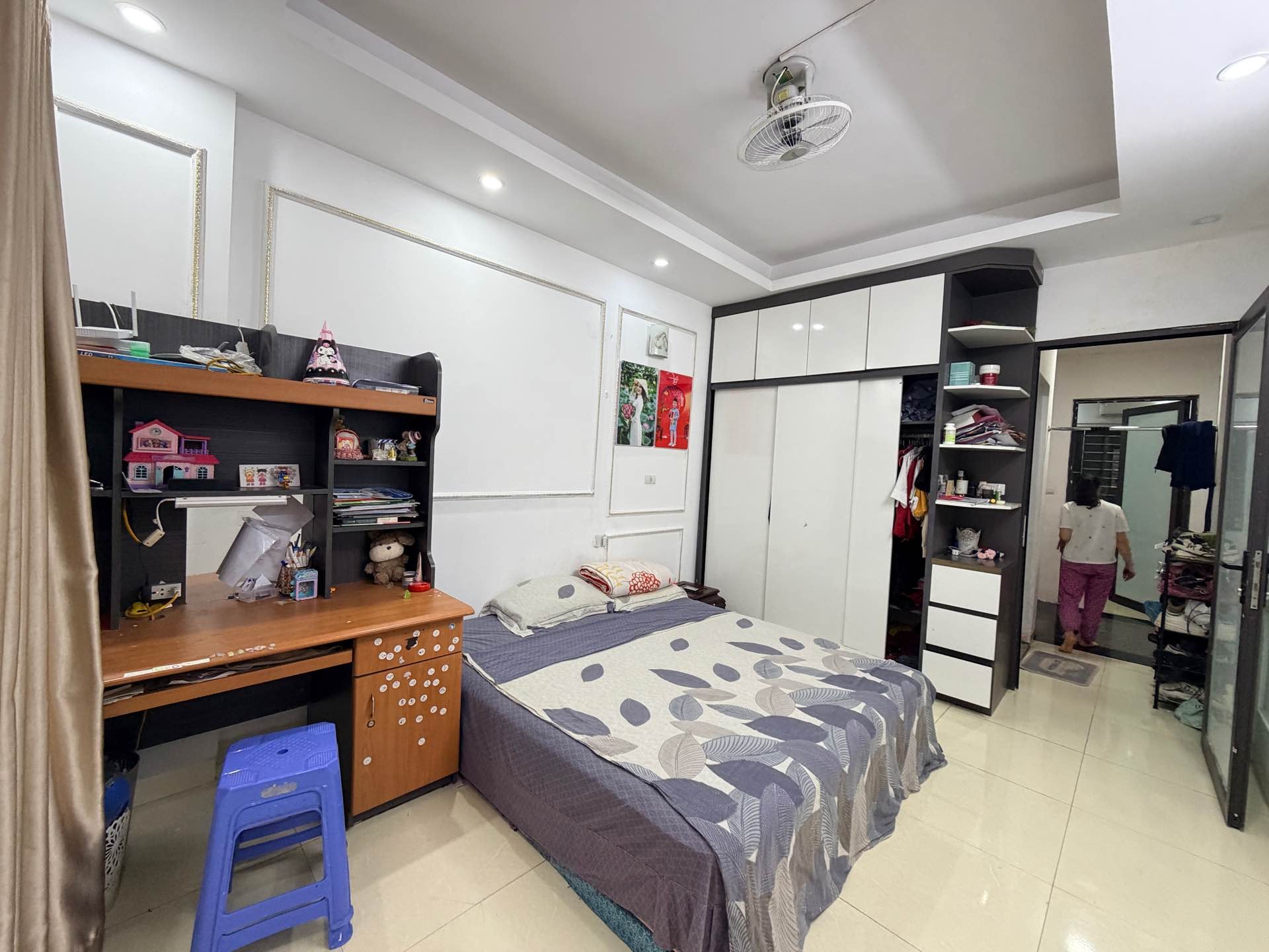 Bán nhà Đông Thiên - diện tích 40m2 4 tầng - Nhà đẹp ở luôn - giá 8,95 tỷ