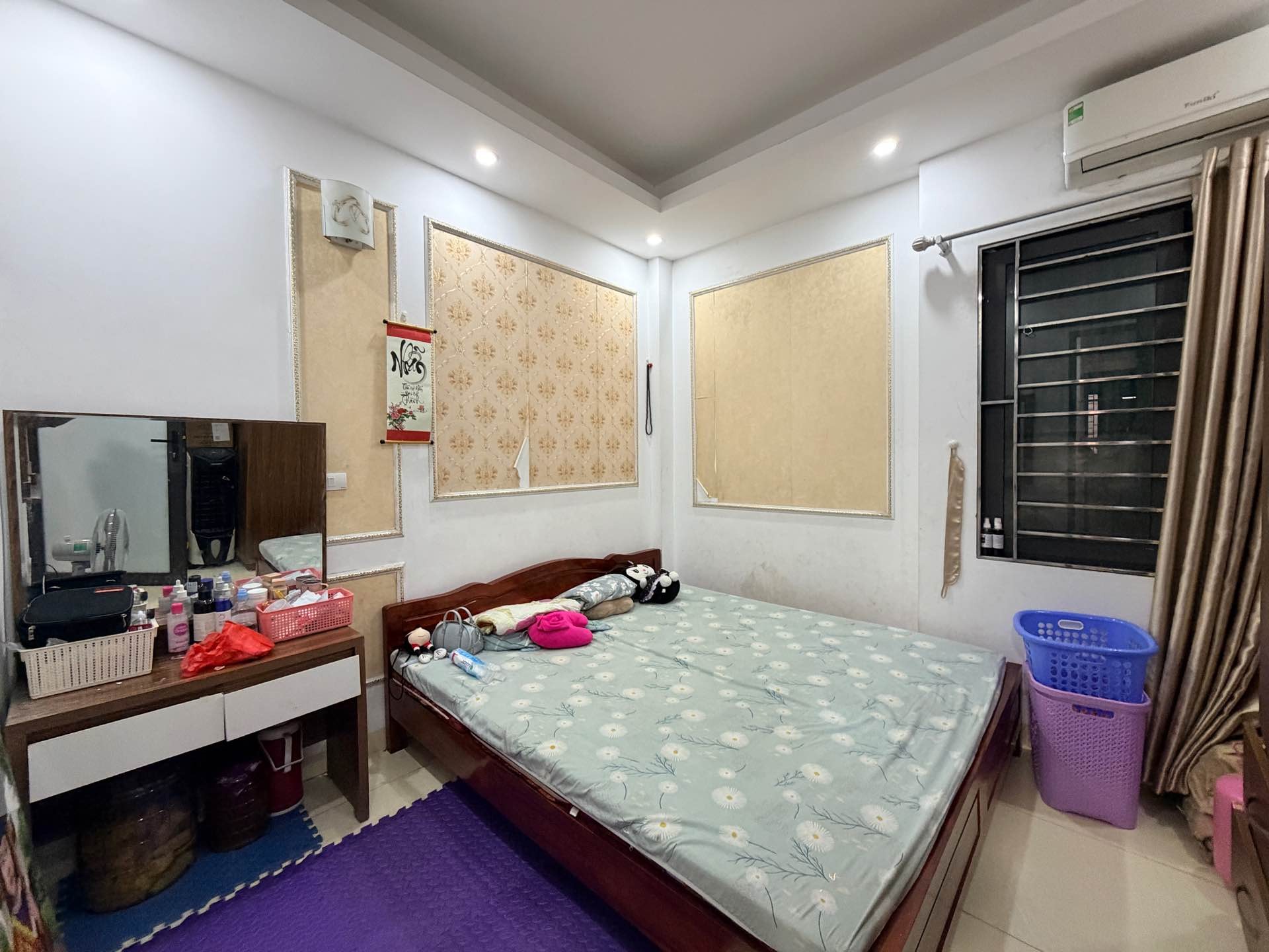 Bán nhà Đông Thiên - diện tích 40m2 4 tầng - Nhà đẹp ở luôn - giá 8,95 tỷ