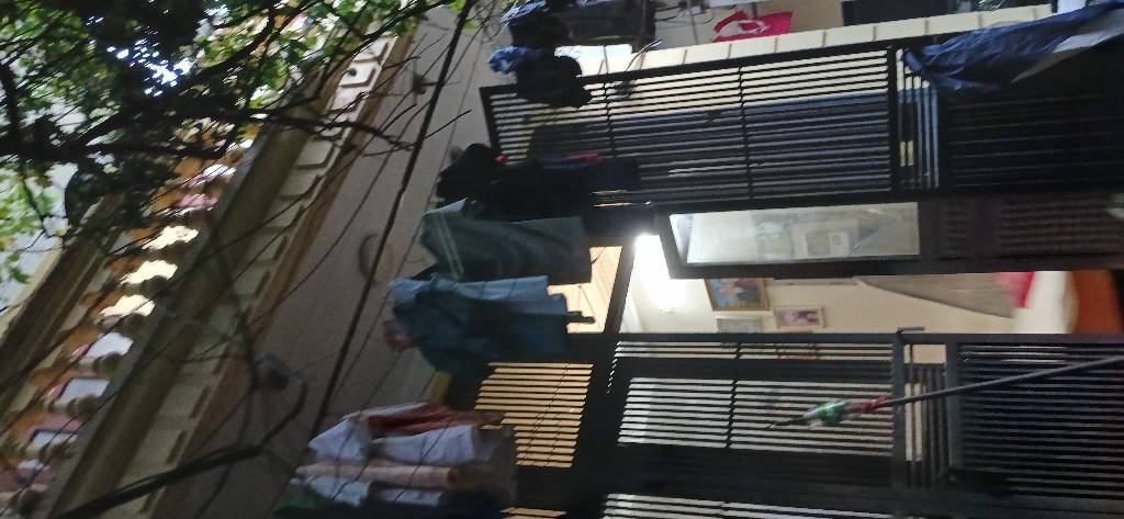 Bán nhà Giải Phóng - diện tích 173m2 3 tầng - Ngõ ô tô vào - giá 30,5 tỷ