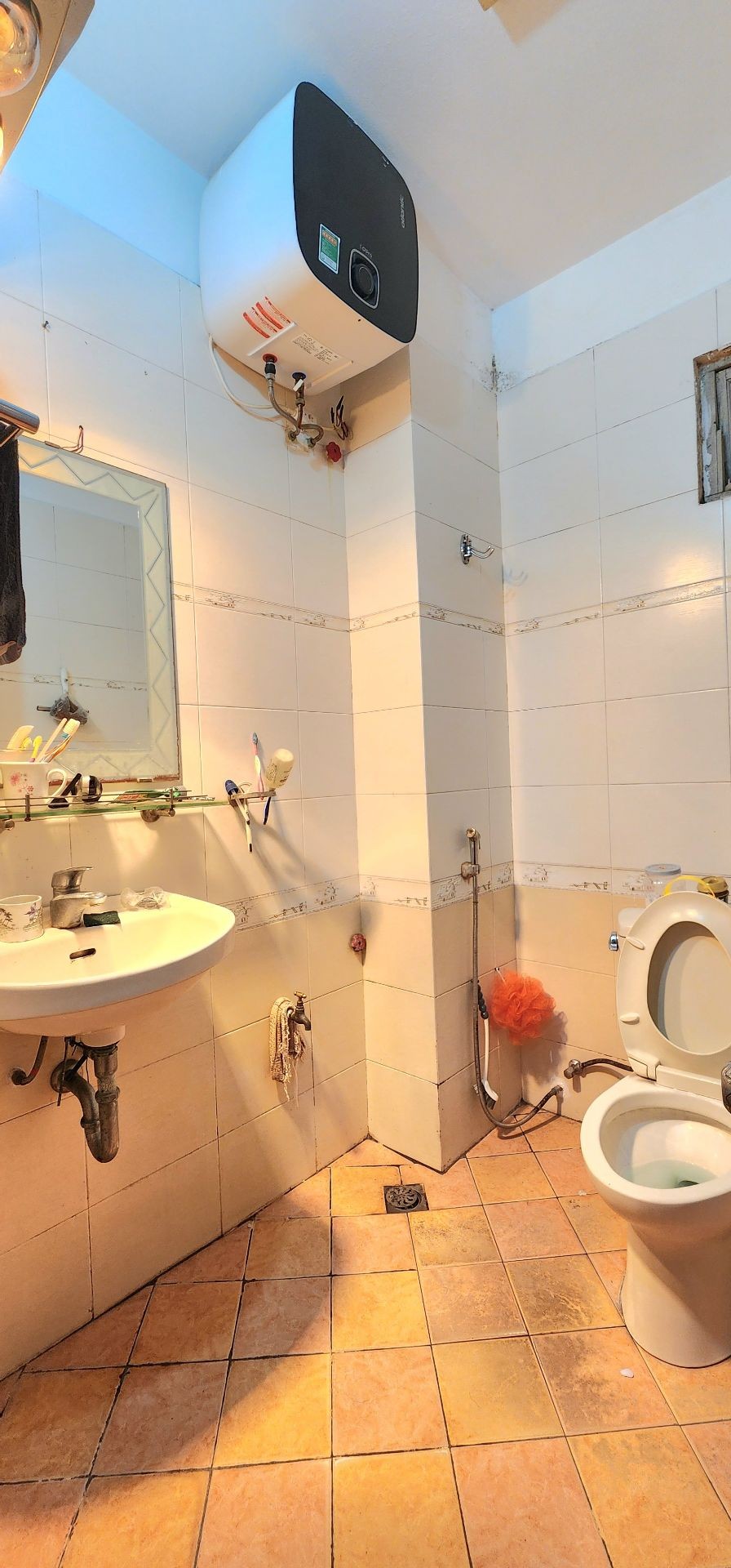 Bán nhà Bạch Mai - diện tích 27m2 5 tầng - Ô tô qua nhà - giá 15 tỷ