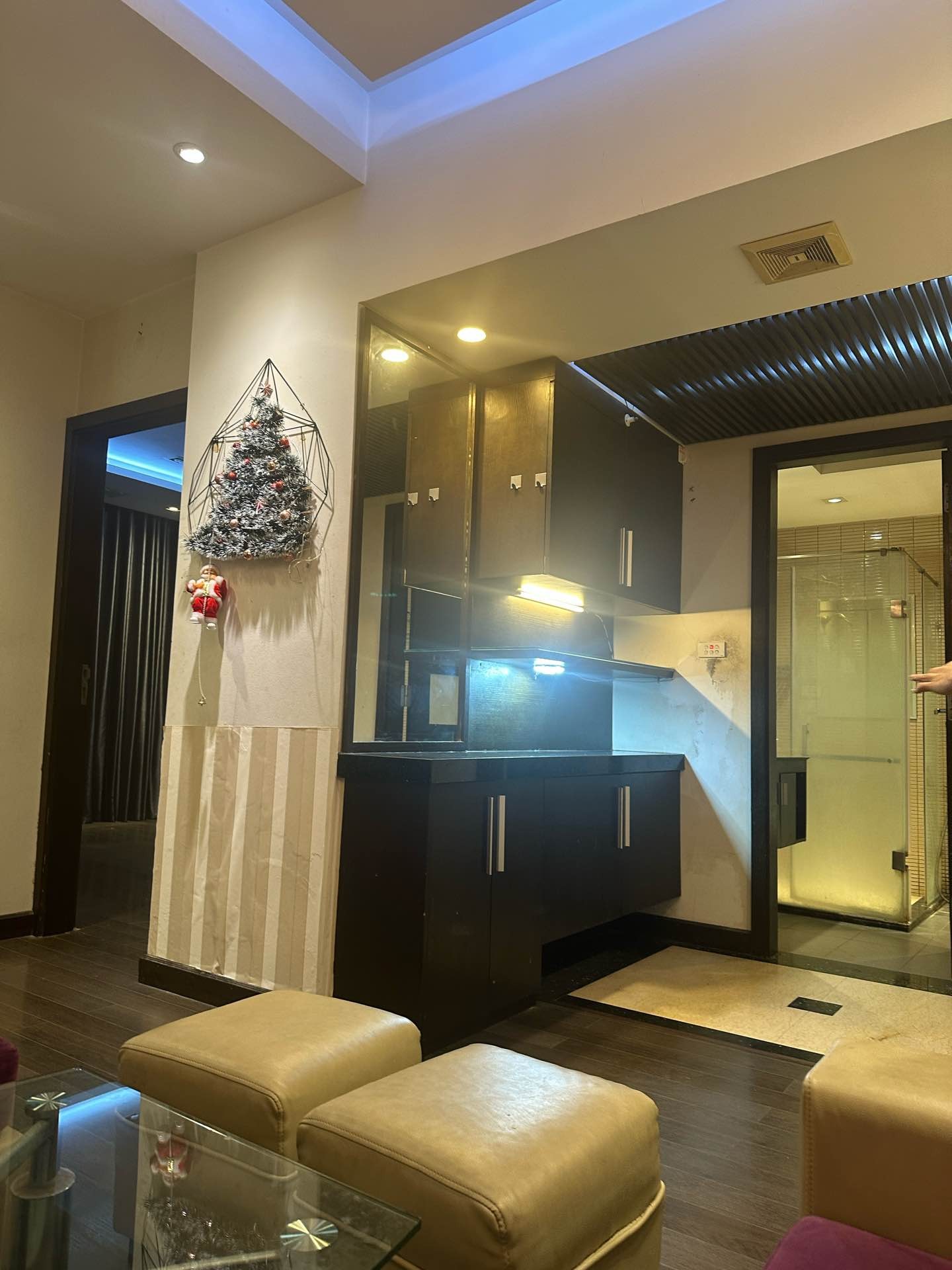 Bán nhà Nguyễn Đức Cảnh - diện tích 86m2 1 tầng - Căn góc, nhà đẹp - giá 7,4 tỷ