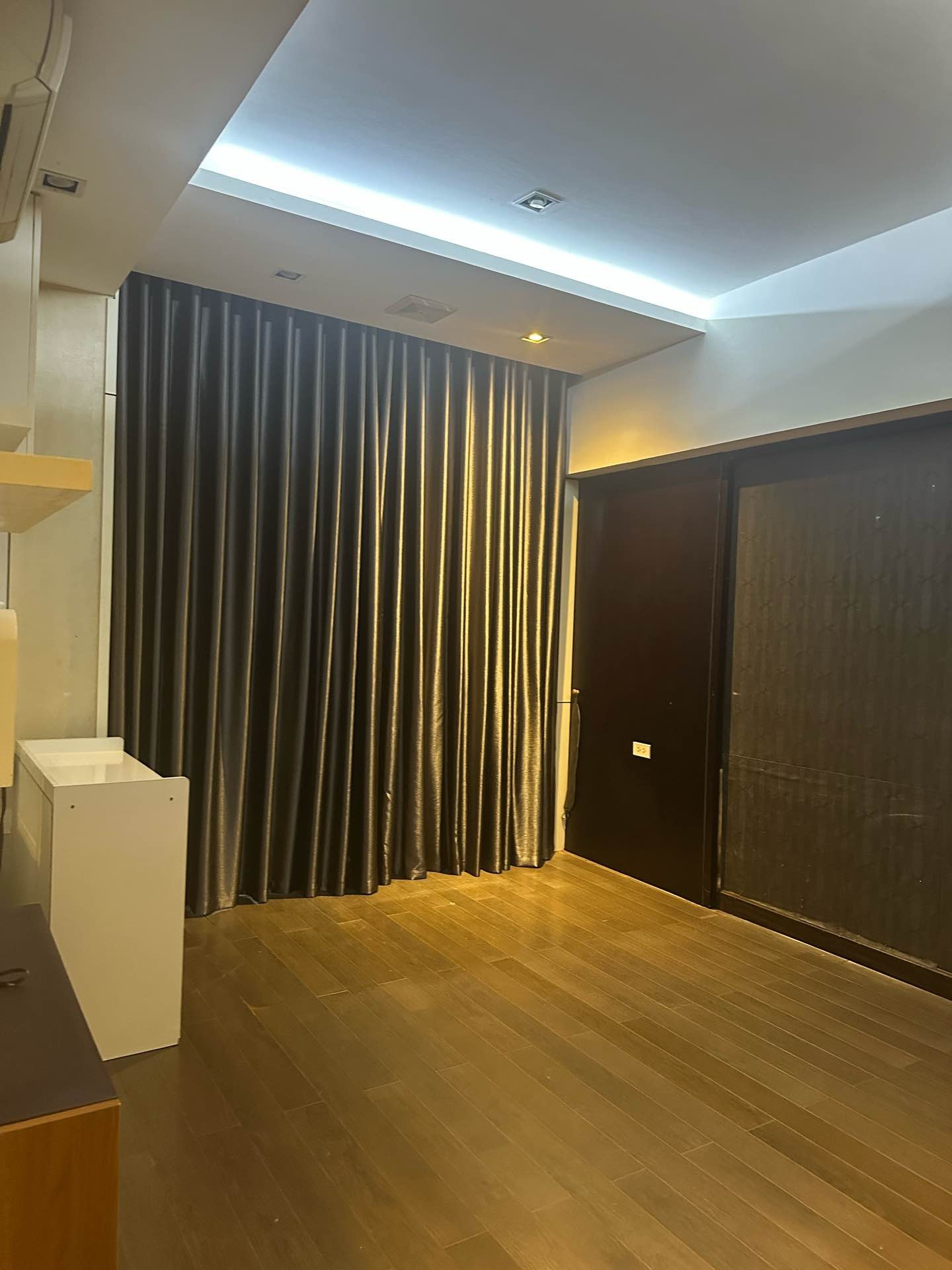 Bán nhà Nguyễn Đức Cảnh - diện tích 86m2 1 tầng - Căn góc, nhà đẹp - giá 7,4 tỷ