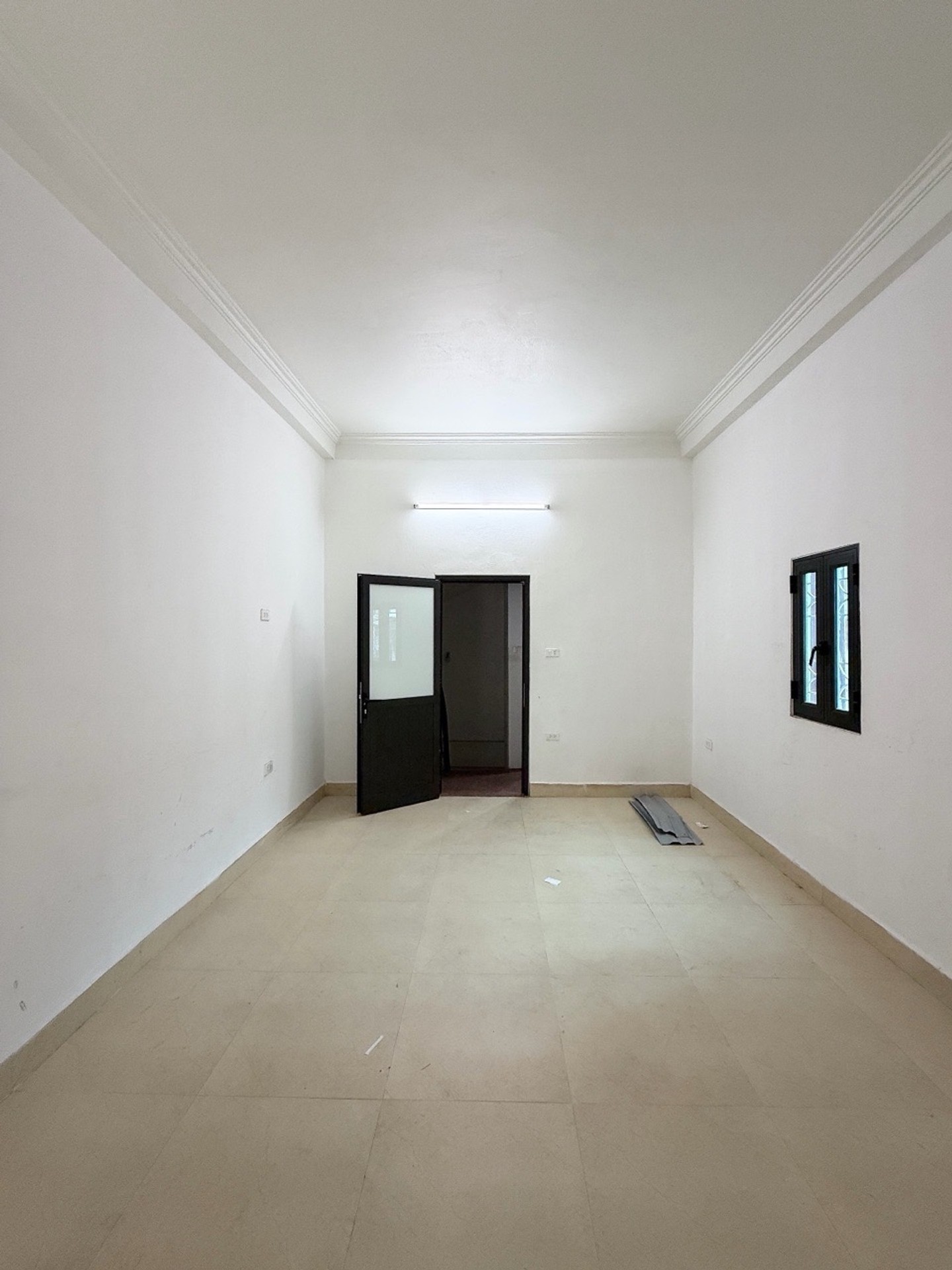 Bán nhà Hồng Mai - diện tích 30m2 4 tầng - Ô tô 10 mét - giá 4,6 tỷ