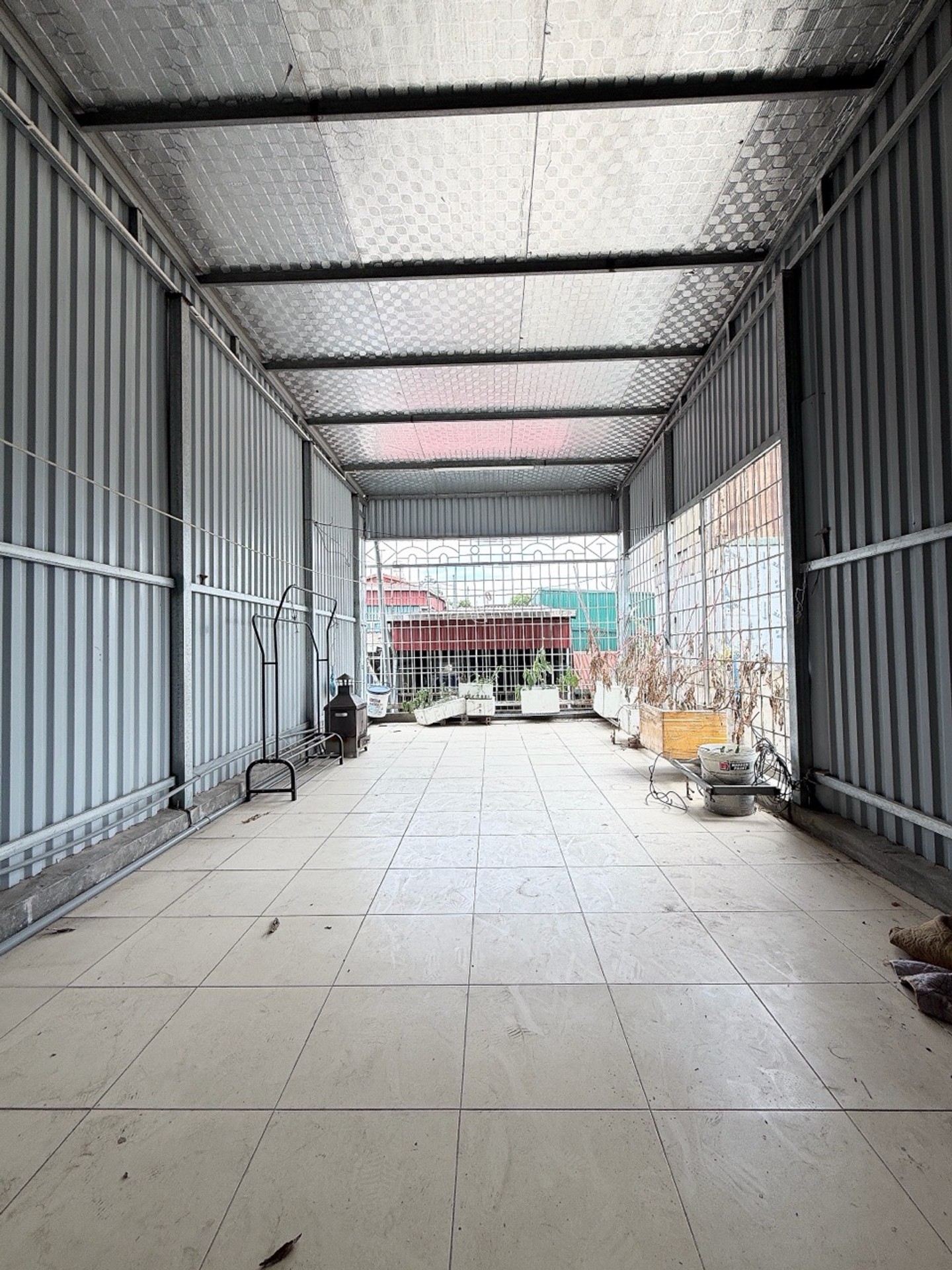 Bán nhà Hồng Mai - diện tích 30m2 4 tầng - Ô tô 10 mét - giá 4,6 tỷ