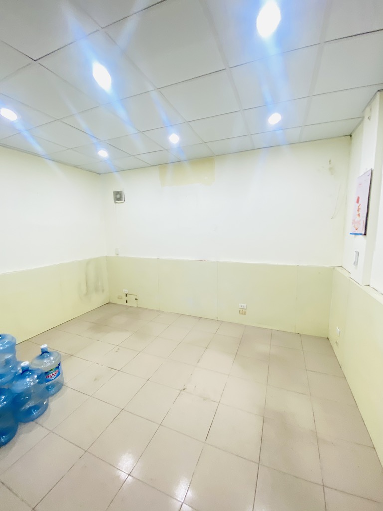 Bán nhà Lê Thánh Tông - diện tích 157m2 2 tầng - Mặt phố chính, kinh doanh sầm uất - giá 74 tỷ