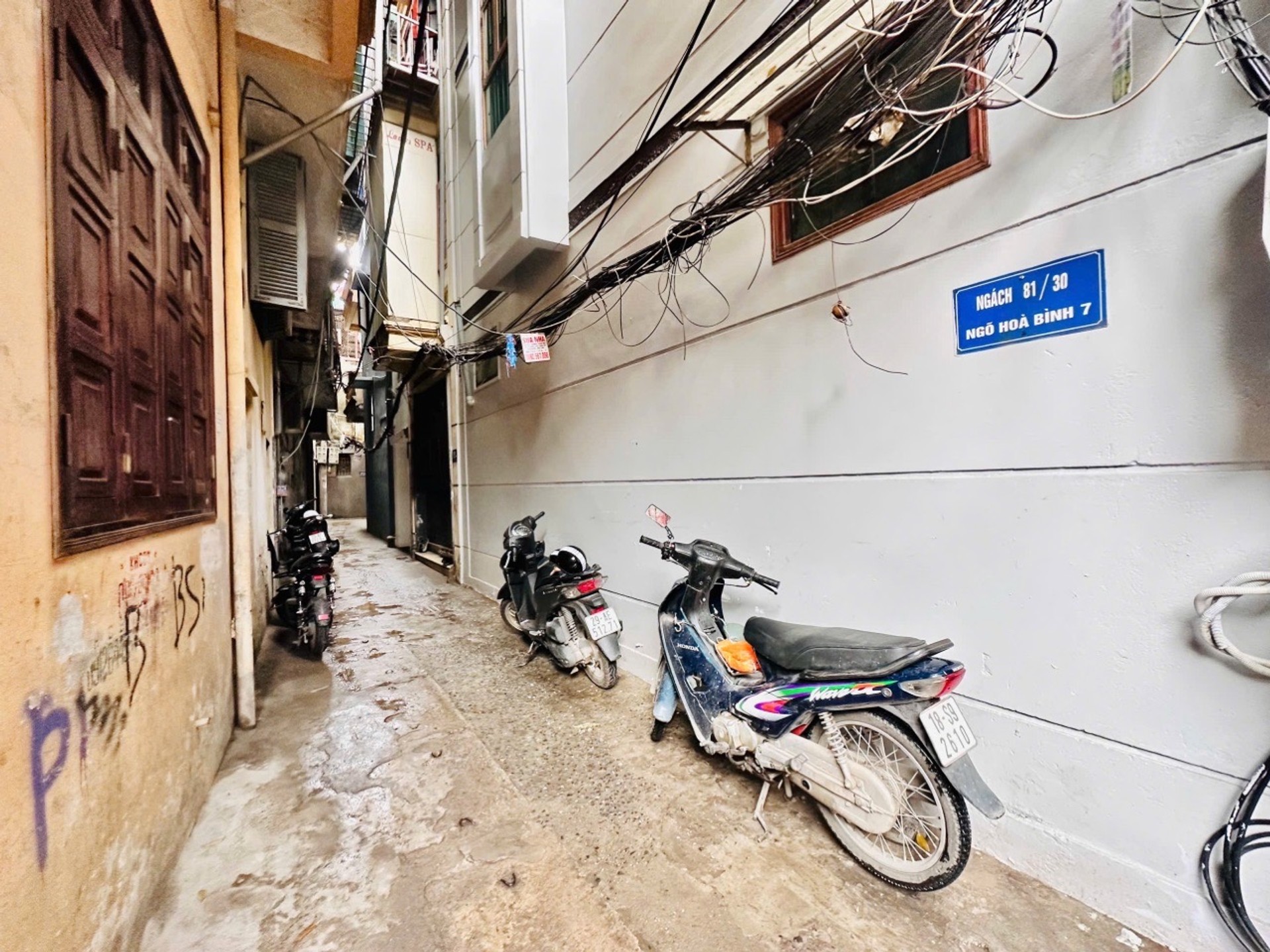 Bán nhà Hai Bà Trưng - diện tích 18m2 4 tầng - Ngõ thông - giá 4,38 tỷ