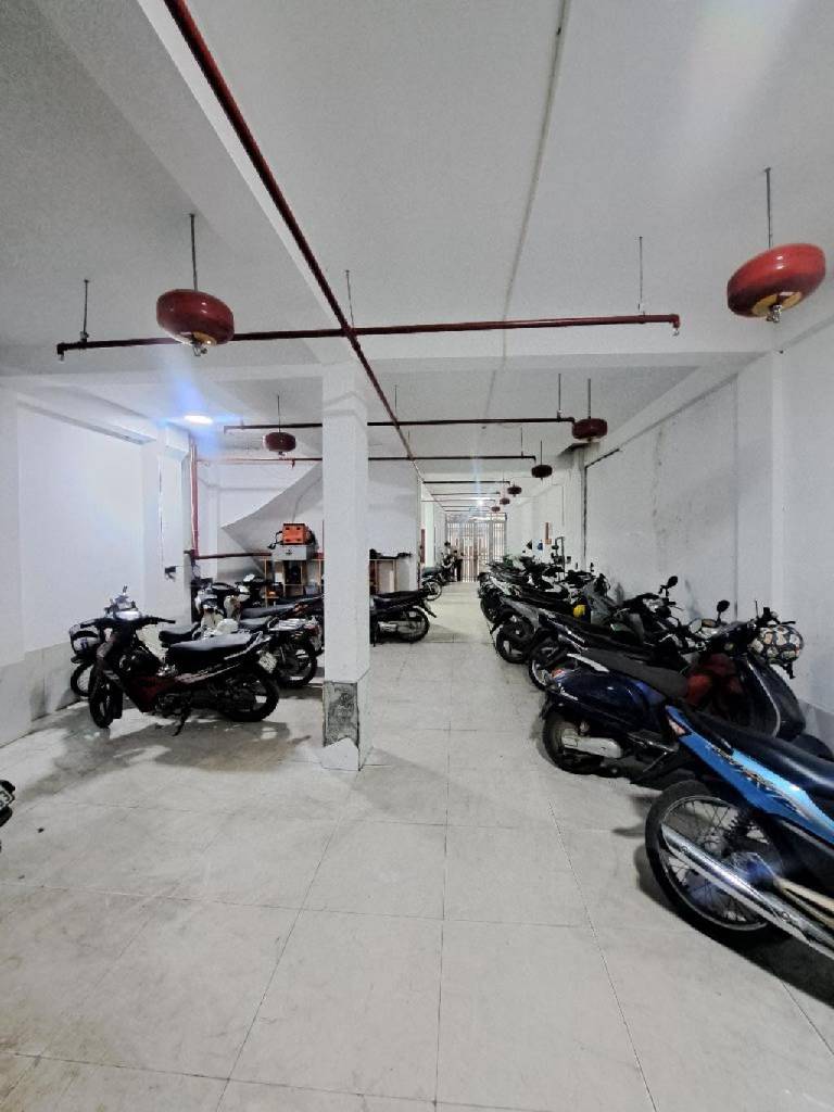 Bán nhà Triều Khúc - diện tích 126m2 9 tầng - Cực hiếm - giá 28,5 tỷ