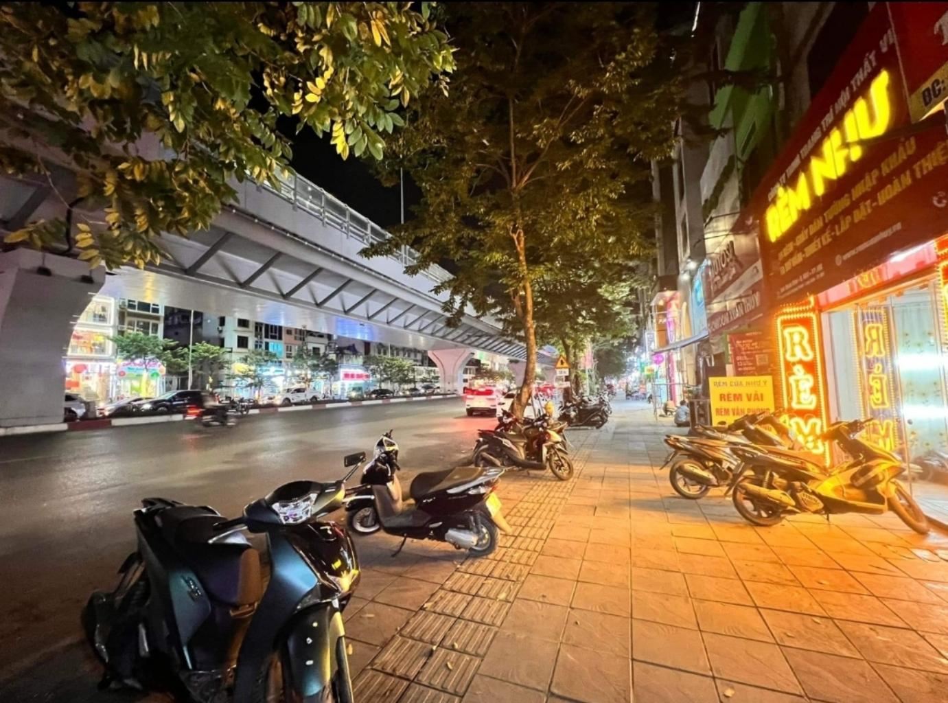 Bán nhà Minh Khai - diện tích 88m2 2 tầng - Mặt phố đã quy hoạch ổn định - giá 37 tỷ