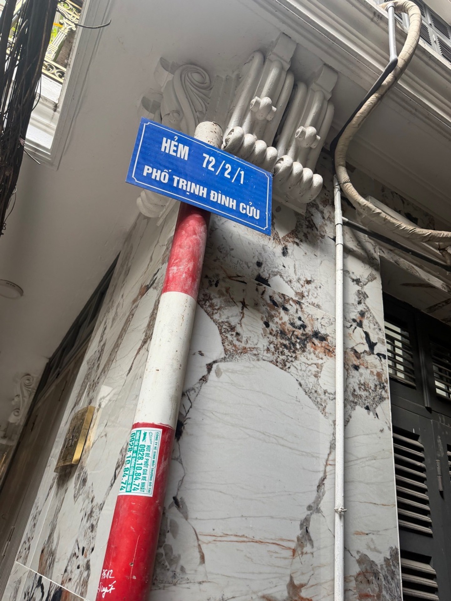 Bán nhà Trịnh Đình Cửu - diện tích 23m2 5 tầng - Cực hiếm - giá 6,5 tỷ