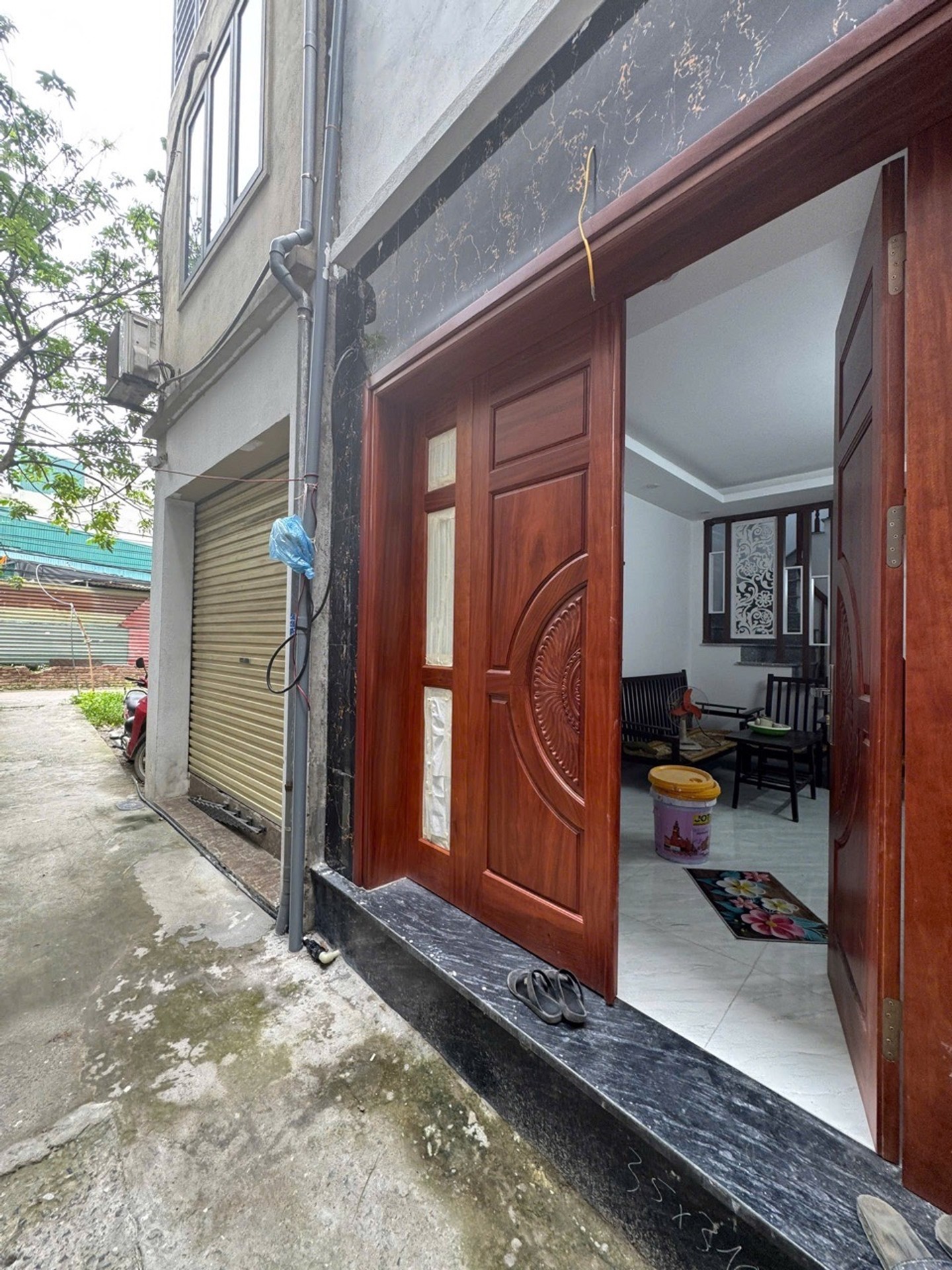 Bán nhà Đông Thiên - diện tích 34m2 3 tầng - gần ô tô - giá 4,2 tỷ