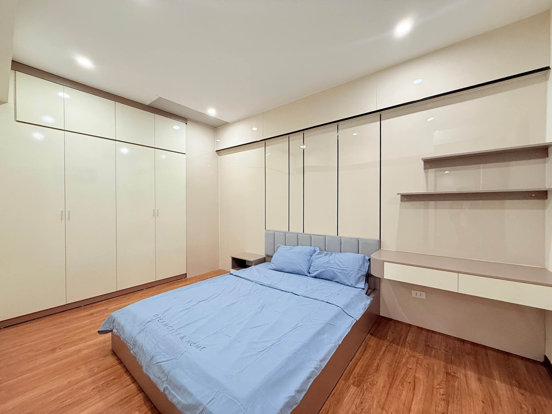 Bán nhà A1.p705 - diện tích 64m2 1 tầng - Nhà đẹp ở ngay - giá 5,3 tỷ