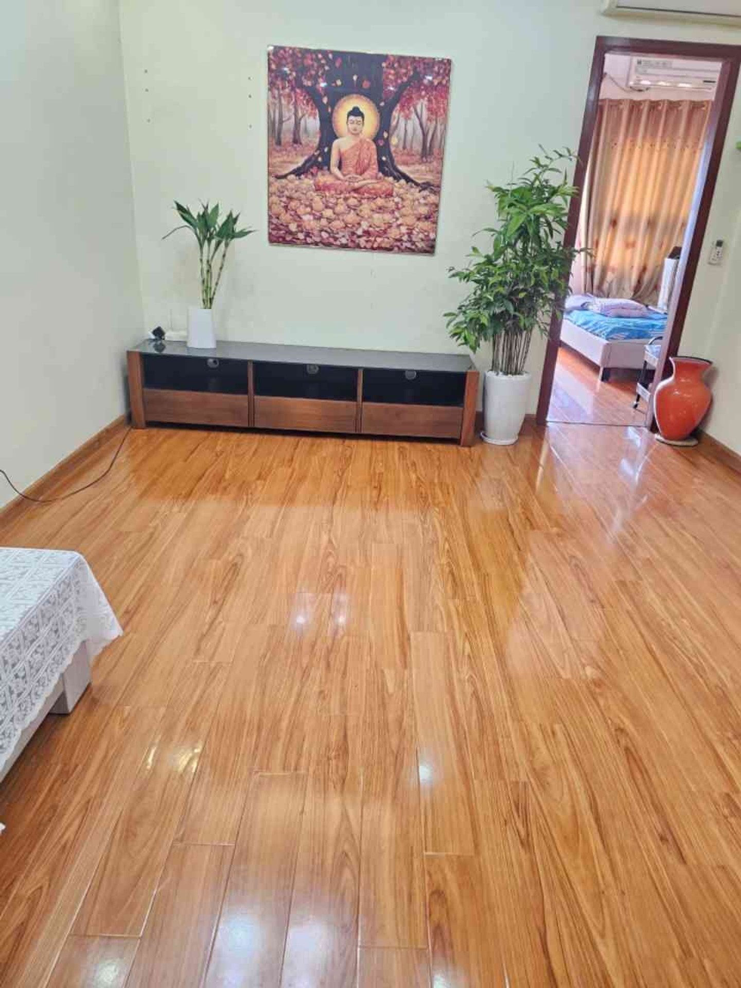 Bán nhà Hoàng Liệt - diện tích 61m2 1 tầng - Căn hộ chung cư VP6 - giá 3,45 tỷ