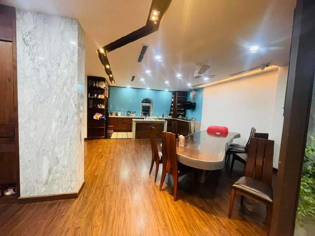 Bán nhà Louis 2 KĐT Louis City Đại Mỗ - diện tích 218m2 5 tầng - Ô TÔ TRÁNH - giá 68 tỷ