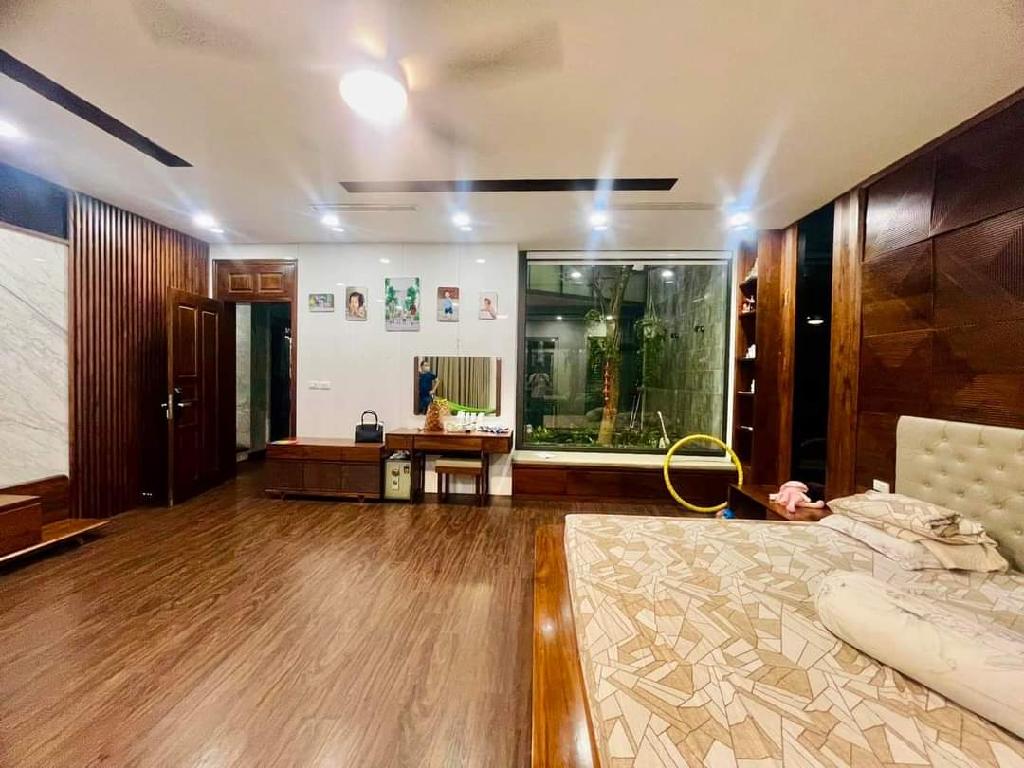 Bán nhà Louis 2 KĐT Louis City Đại Mỗ - diện tích 218m2 5 tầng - Ô TÔ TRÁNH - giá 68 tỷ