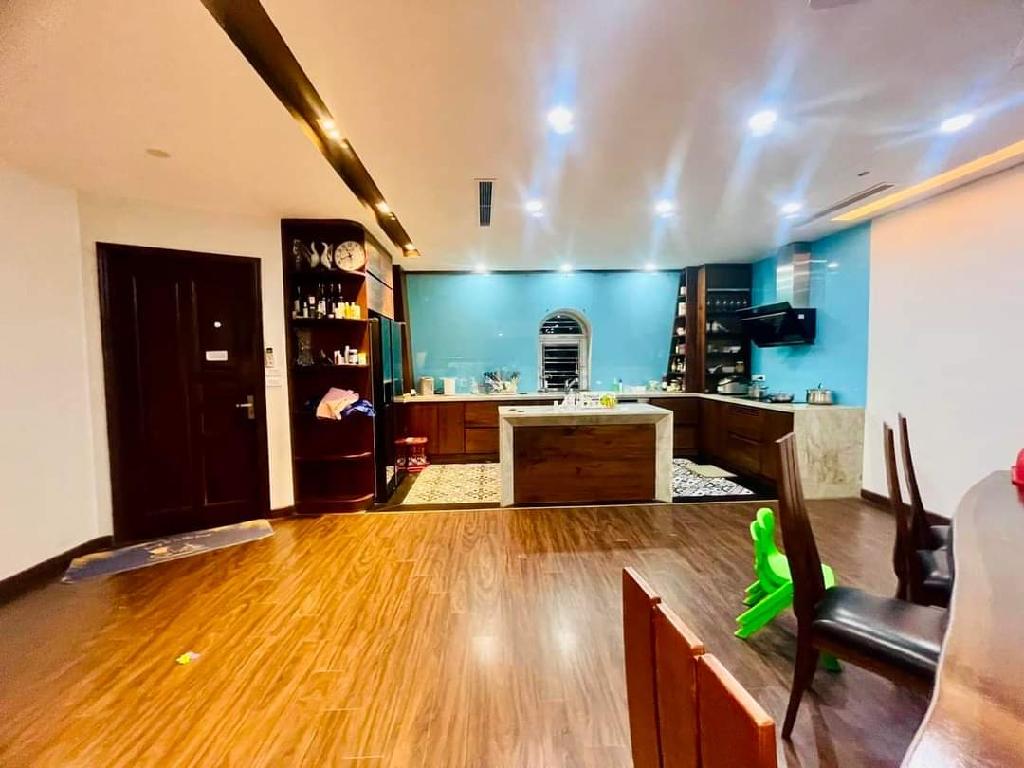 Bán nhà Louis 2 KĐT Louis City Đại Mỗ - diện tích 218m2 5 tầng - Ô TÔ TRÁNH - giá 68 tỷ