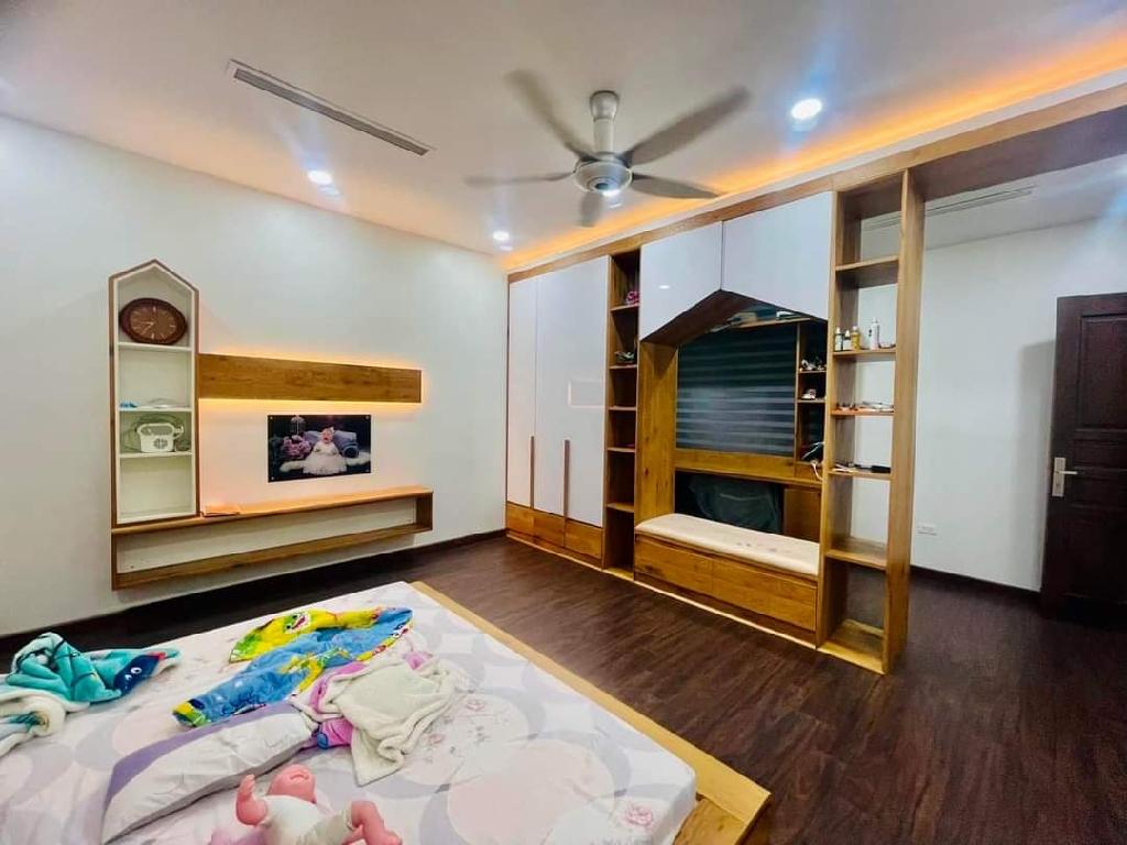 Bán nhà Louis 2 KĐT Louis City Đại Mỗ - diện tích 218m2 5 tầng - Ô TÔ TRÁNH - giá 68 tỷ