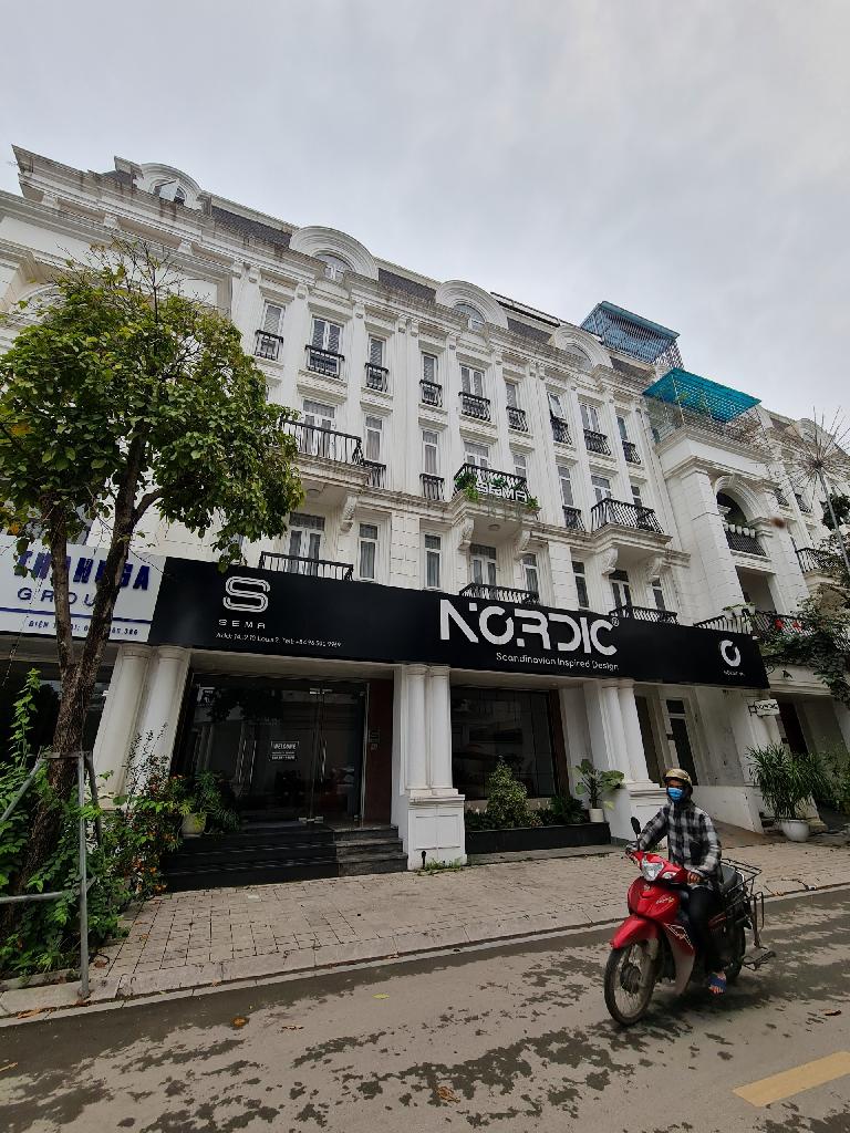 Bán nhà Louis 2 KĐT Louis City Đại Mỗ - diện tích 218m2 5 tầng - Ô TÔ TRÁNH - giá 68 tỷ