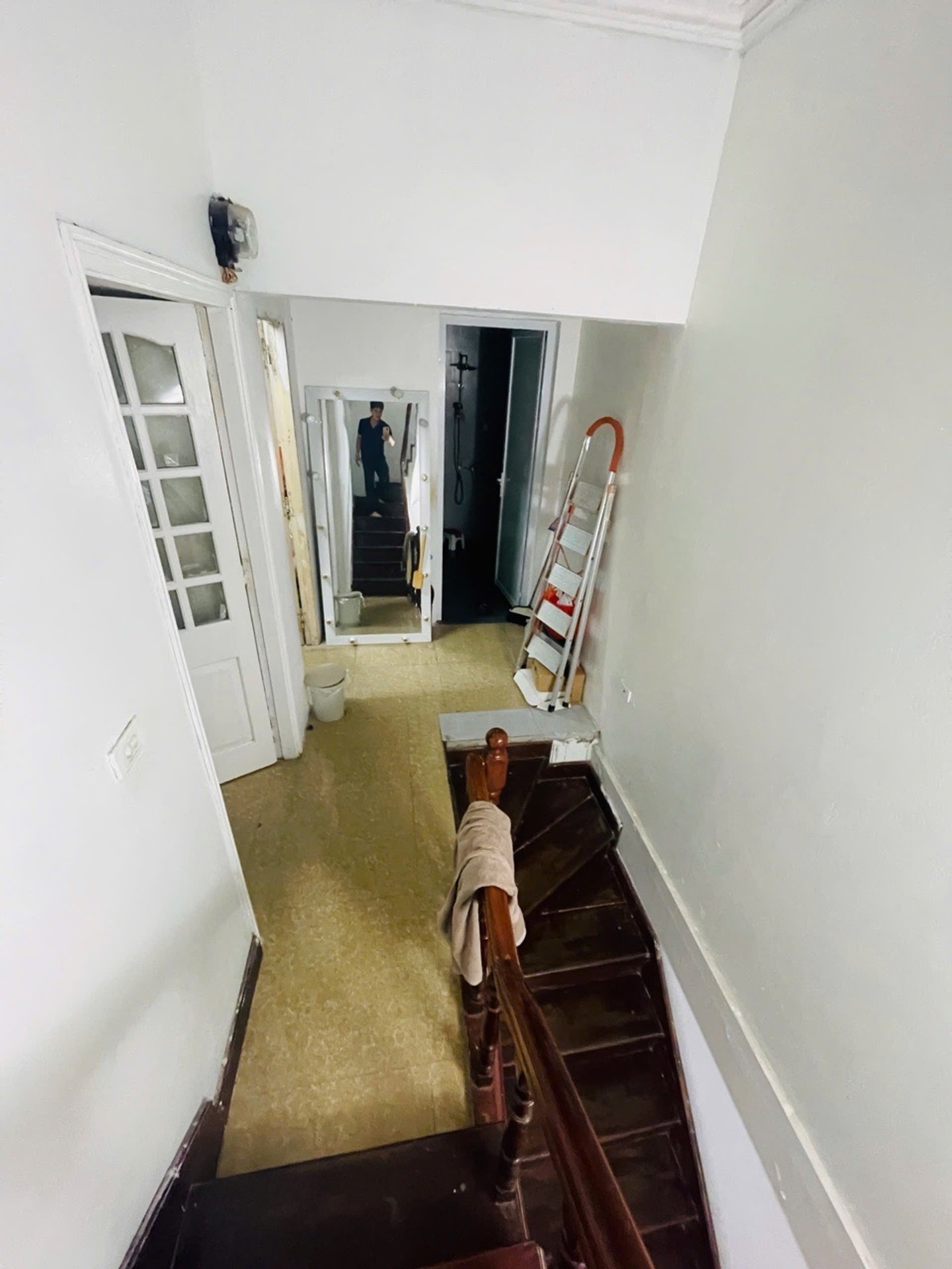 Bán nhà Minh Khai - diện tích 54m2 3 tầng - Ô tô đỗ cửa - giá 9,8 tỷ