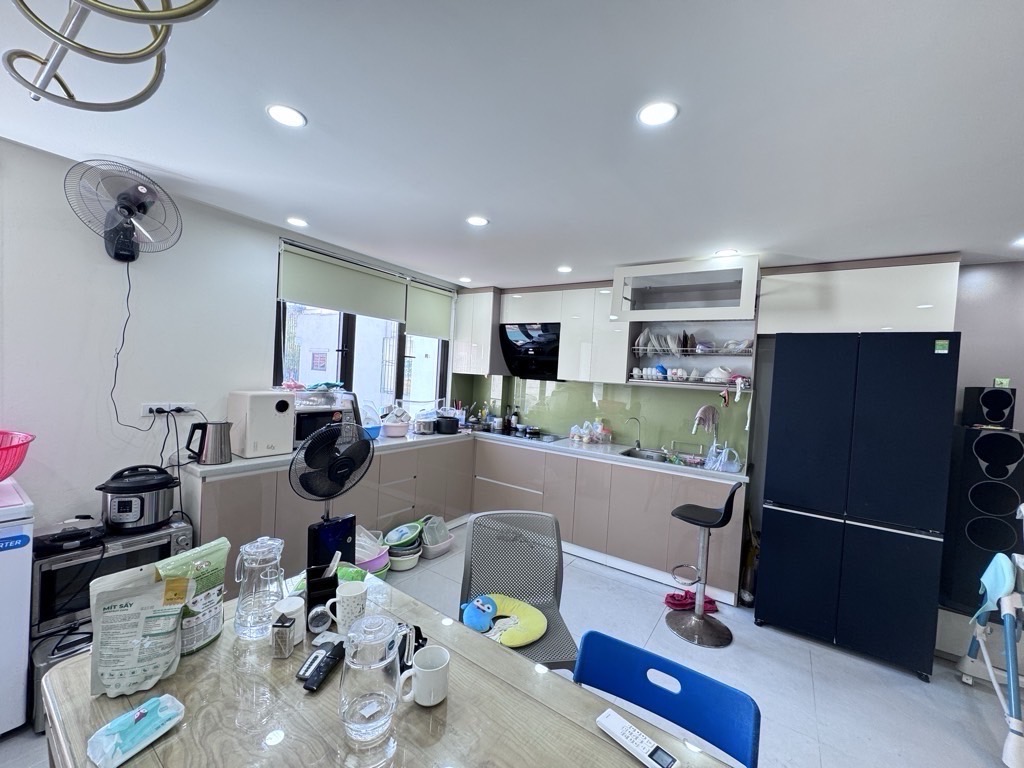 Bán nhà Trần Quang Diệu - diện tích 62m2 7 tầng - ô tô đỗ cửa - giá 29,9 tỷ