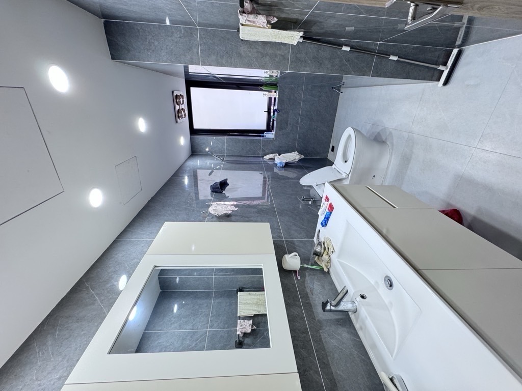 Bán nhà Trần Quang Diệu - diện tích 62m2 7 tầng - ô tô đỗ cửa - giá 29,9 tỷ