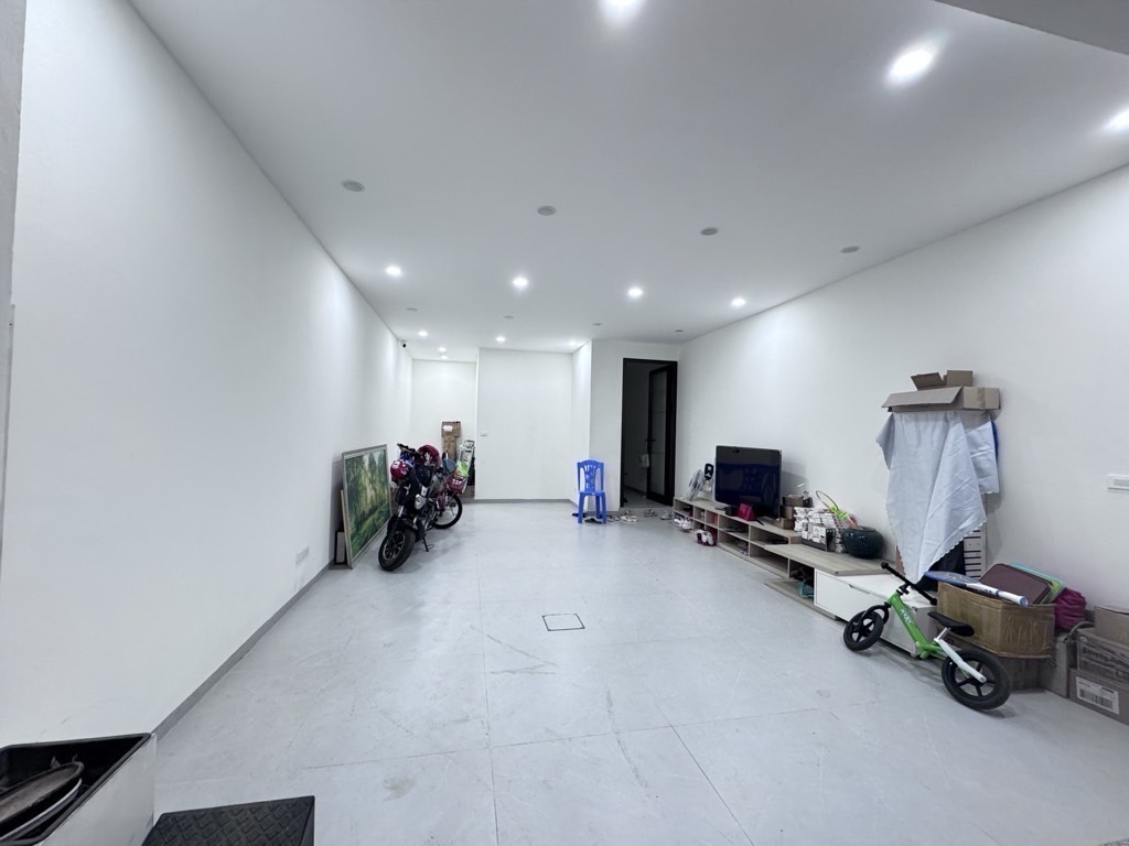 Bán nhà Trần Quang Diệu - diện tích 62m2 7 tầng - ô tô đỗ cửa - giá 29,9 tỷ