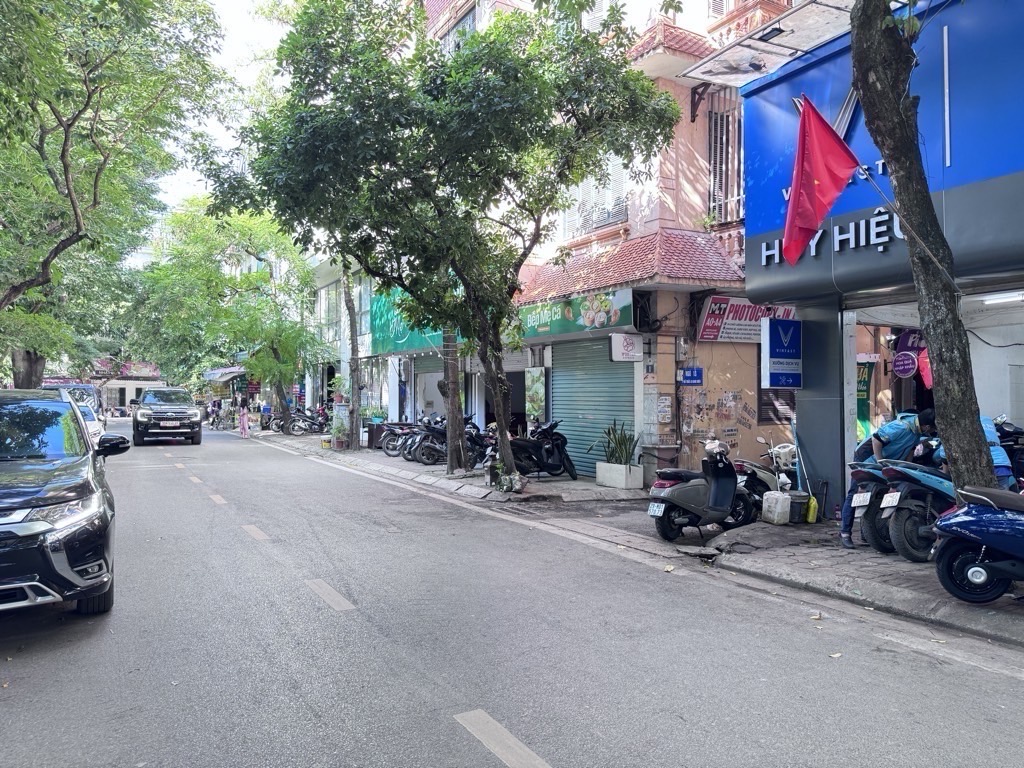 Bán nhà Trần Quang Diệu - diện tích 62m2 7 tầng - ô tô đỗ cửa - giá 29,9 tỷ