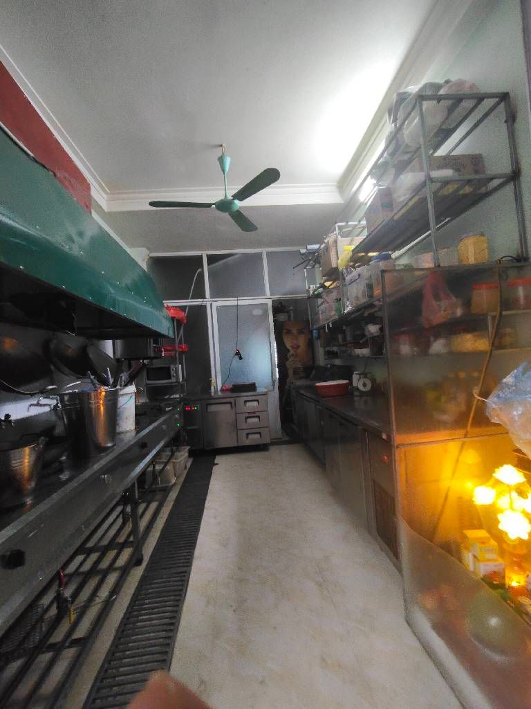 Bán nhà Bùi Quốc Khái - diện tích 60m2 4 tầng - Ngõ 3 ô tô tránh - giá 28,5 tỷ