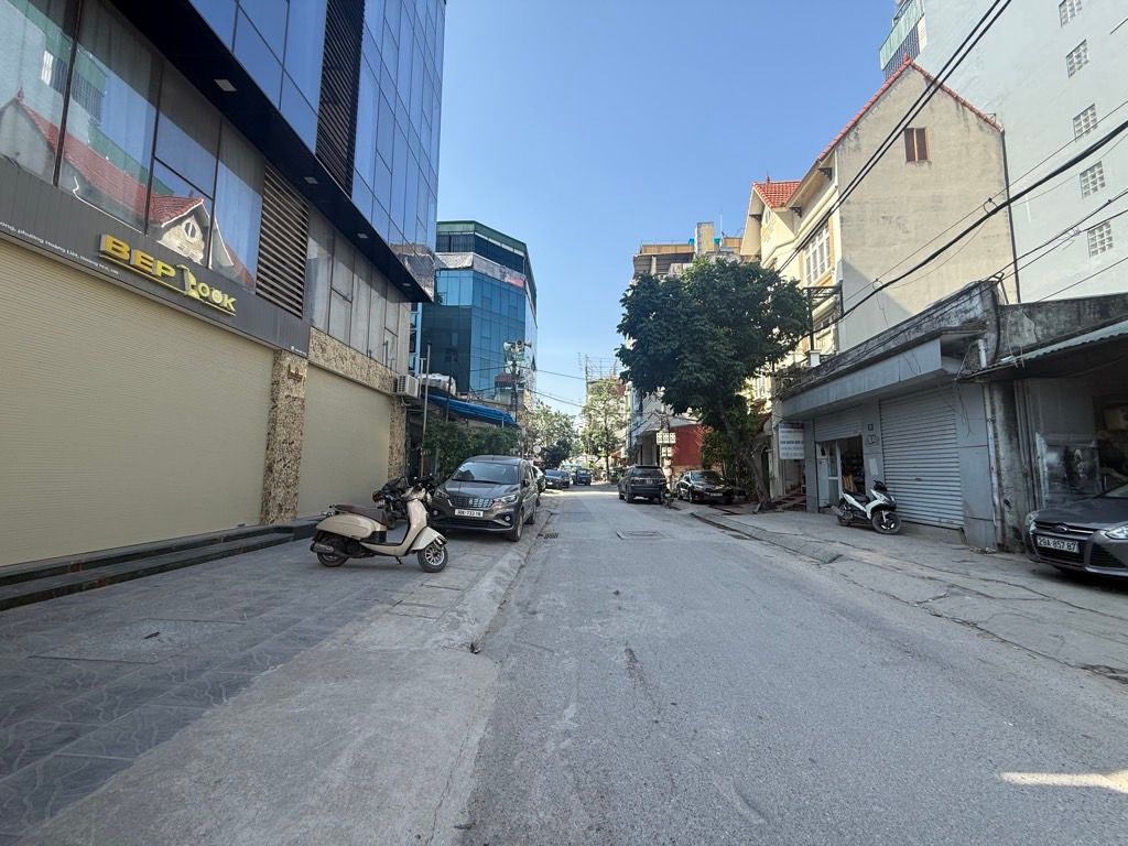 Bán nhà Giải Phóng - diện tích 52m2 7 tầng - Ô TÔ TRÁNH - giá 25 tỷ