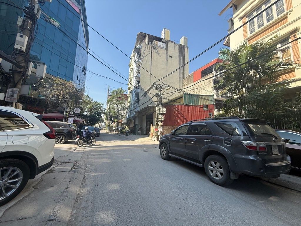 Bán nhà Giải Phóng - diện tích 52m2 7 tầng - Ô TÔ TRÁNH - giá 25 tỷ