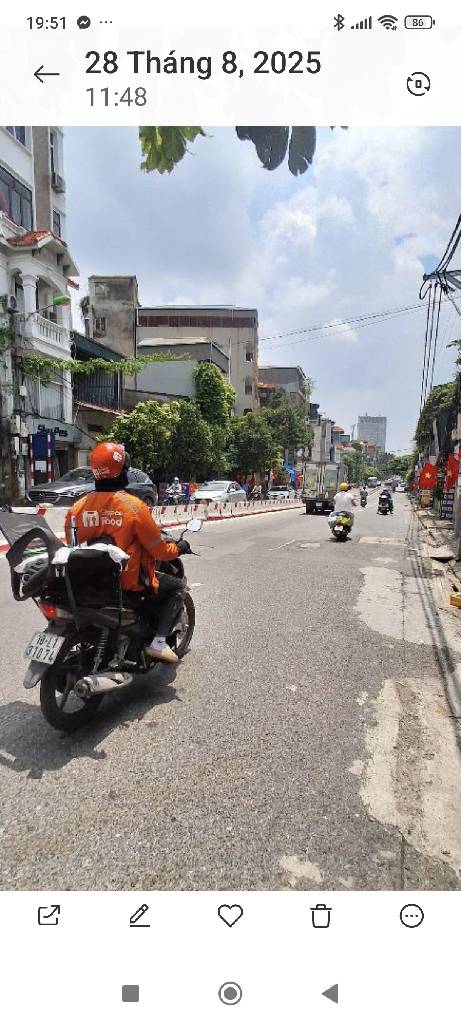 Bán nhà Minh Khai - diện tích 37m2 2 tầng - 1 mặt phố, 1 mặt ngõ - giá 6,4 tỷ