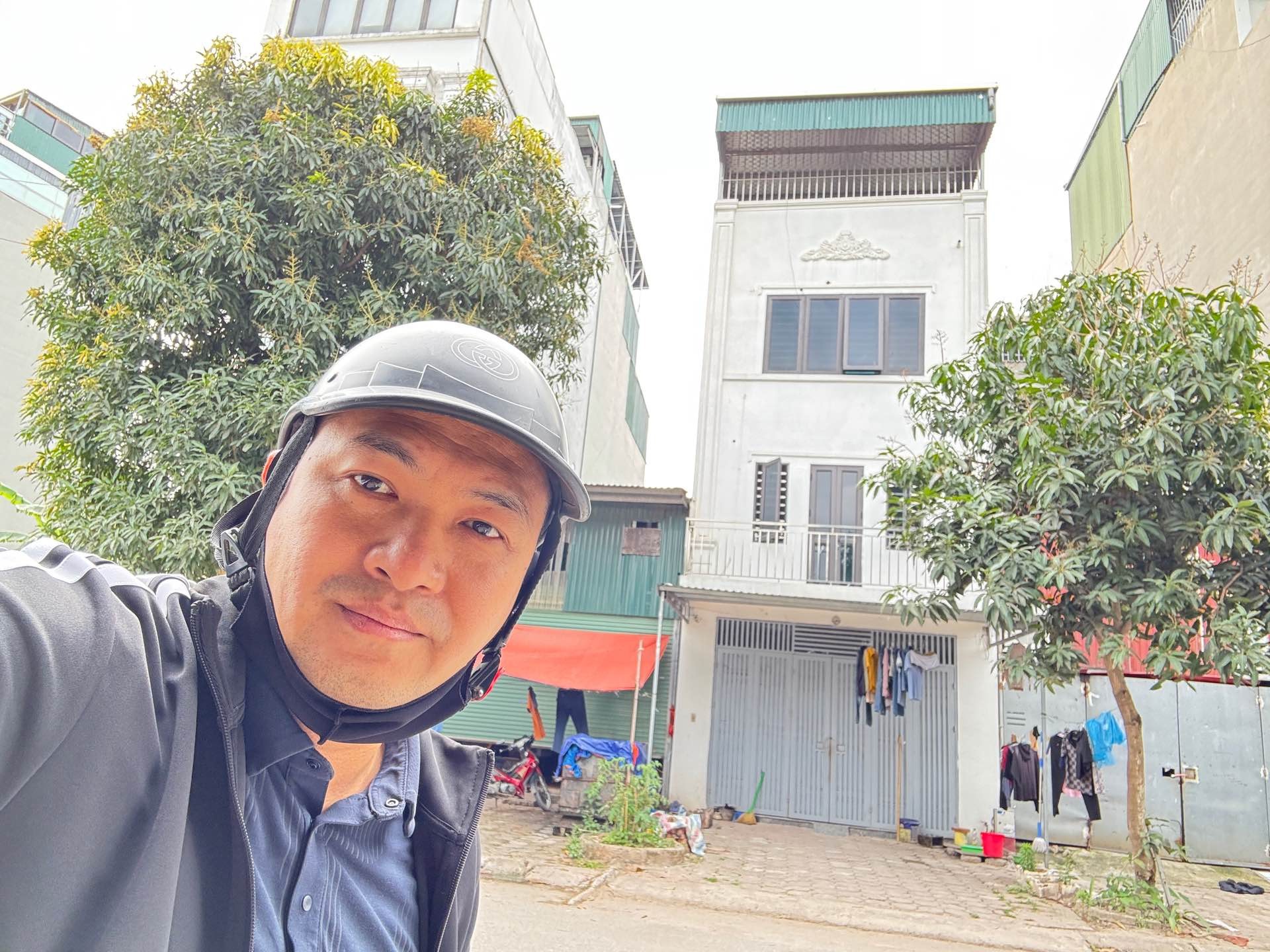 Bán nhà Ngõ 4 Tây Nam Linh Đàm - diện tích 60m2 4 tầng - Chỉ có 1 mặt tiền - giá 28,5 tỷ