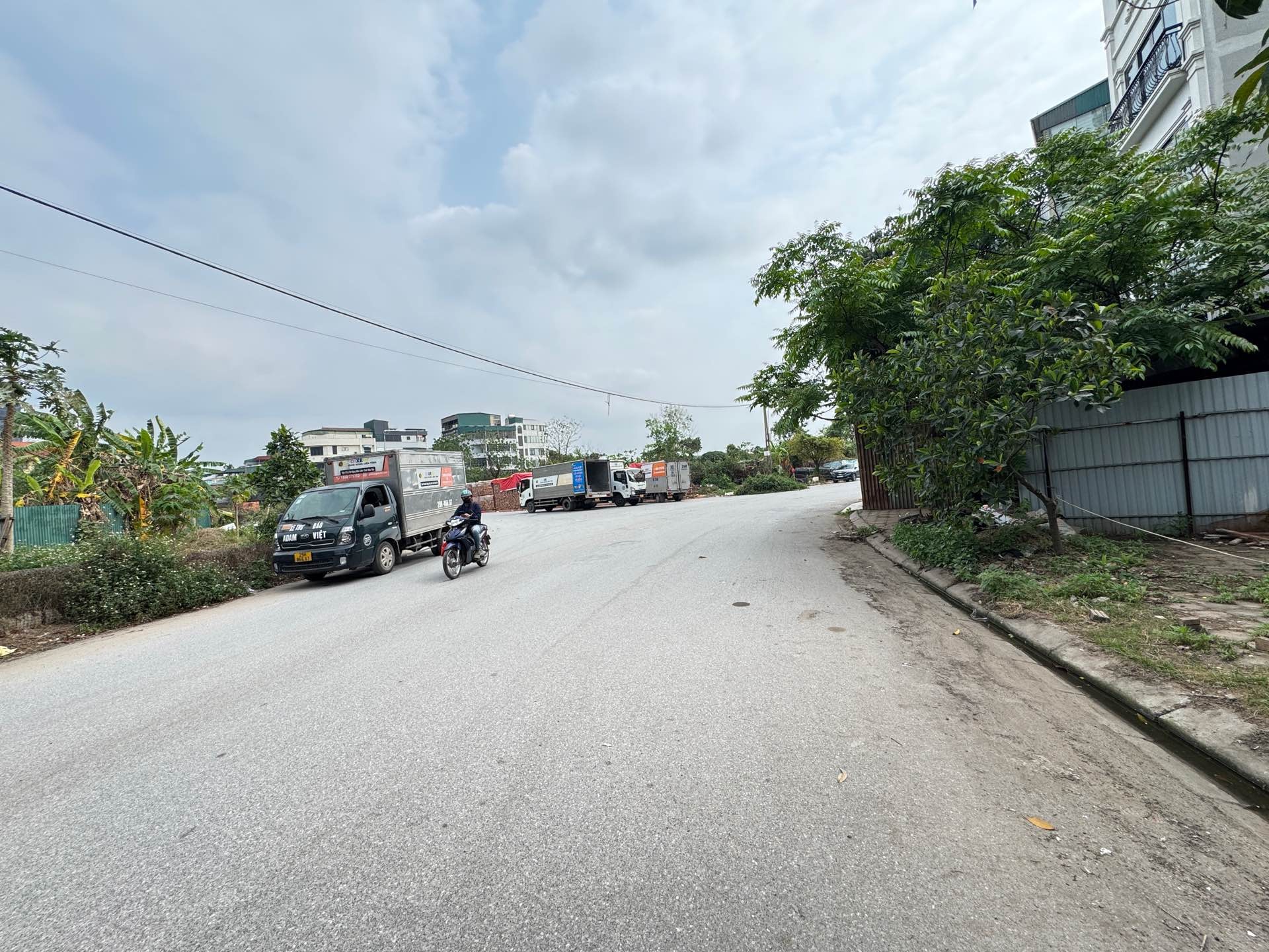 Bán nhà Ngõ 4 Tây Nam Linh Đàm - diện tích 60m2 4 tầng - Chỉ có 1 mặt tiền - giá 28,5 tỷ