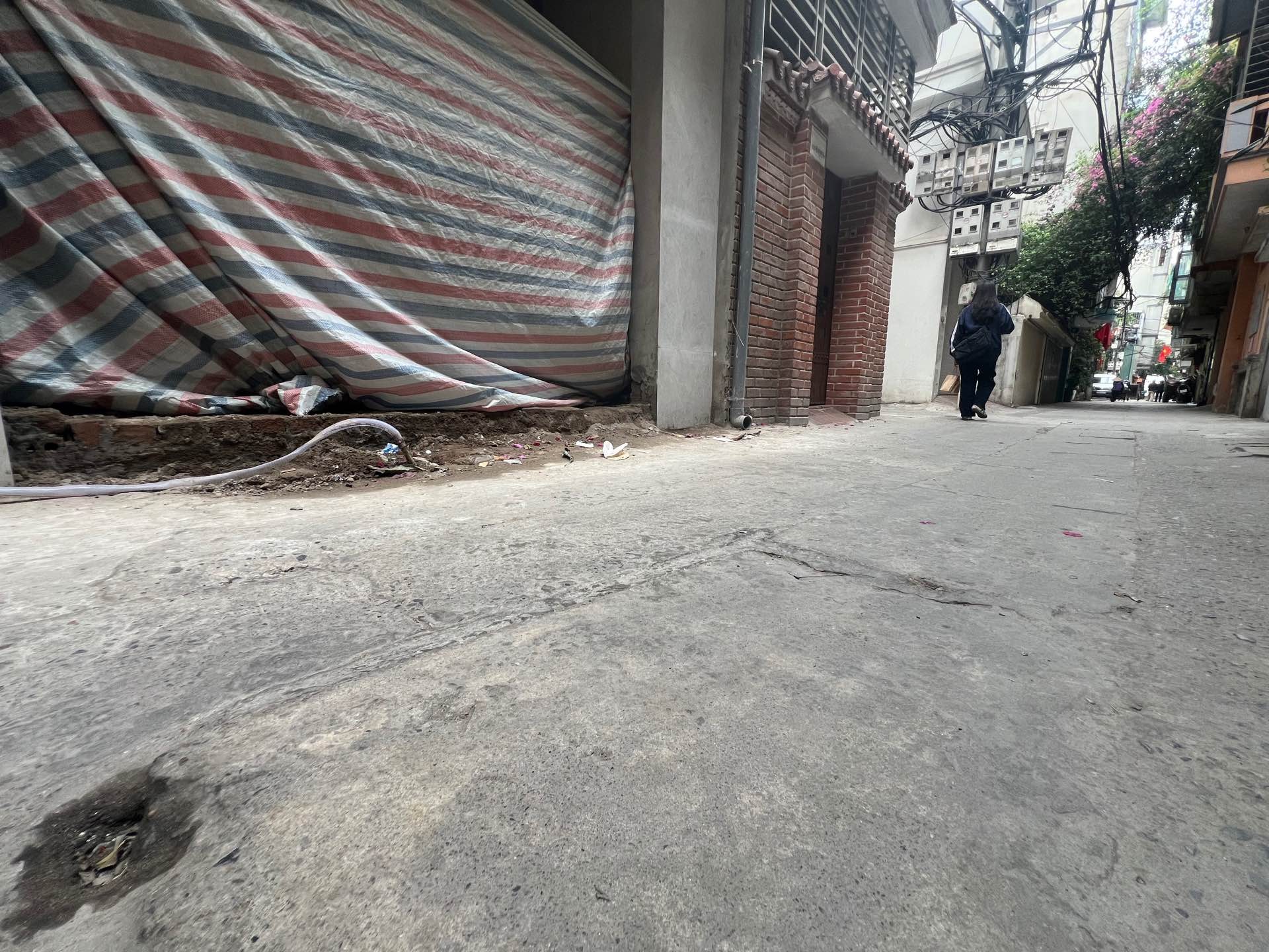 Bán nhà Nguyễn An Ninh - diện tích 40m2 6 tầng - Ô tô vào - giá 11,8 tỷ