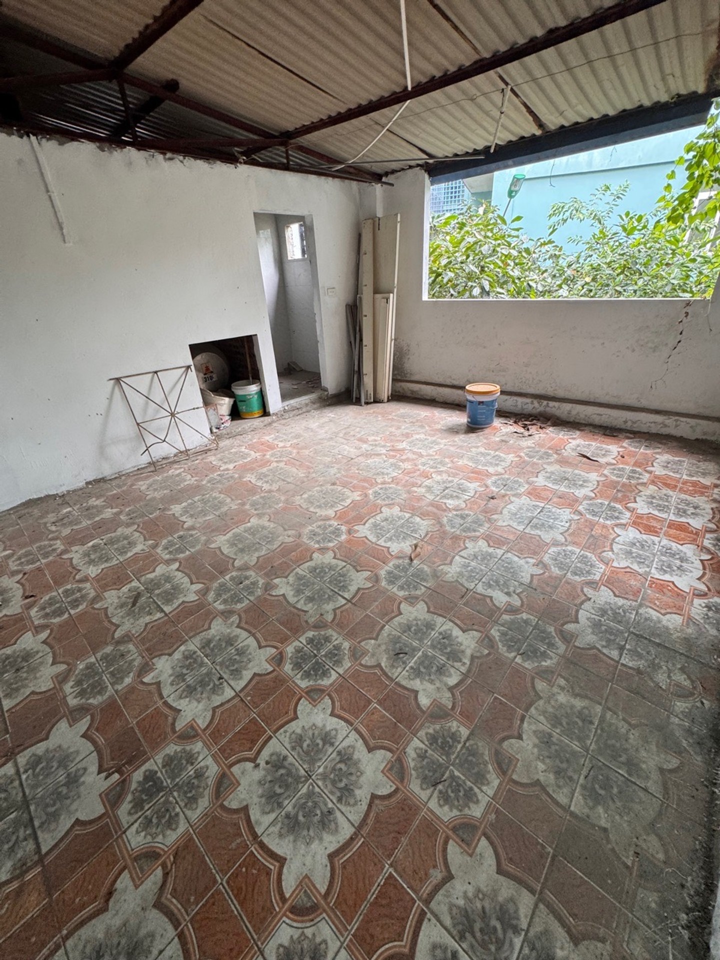 Bán nhà Cát Linh - diện tích 37m2 2 tầng - Gần phố nhiều tiện ích - giá 5,6 tỷ