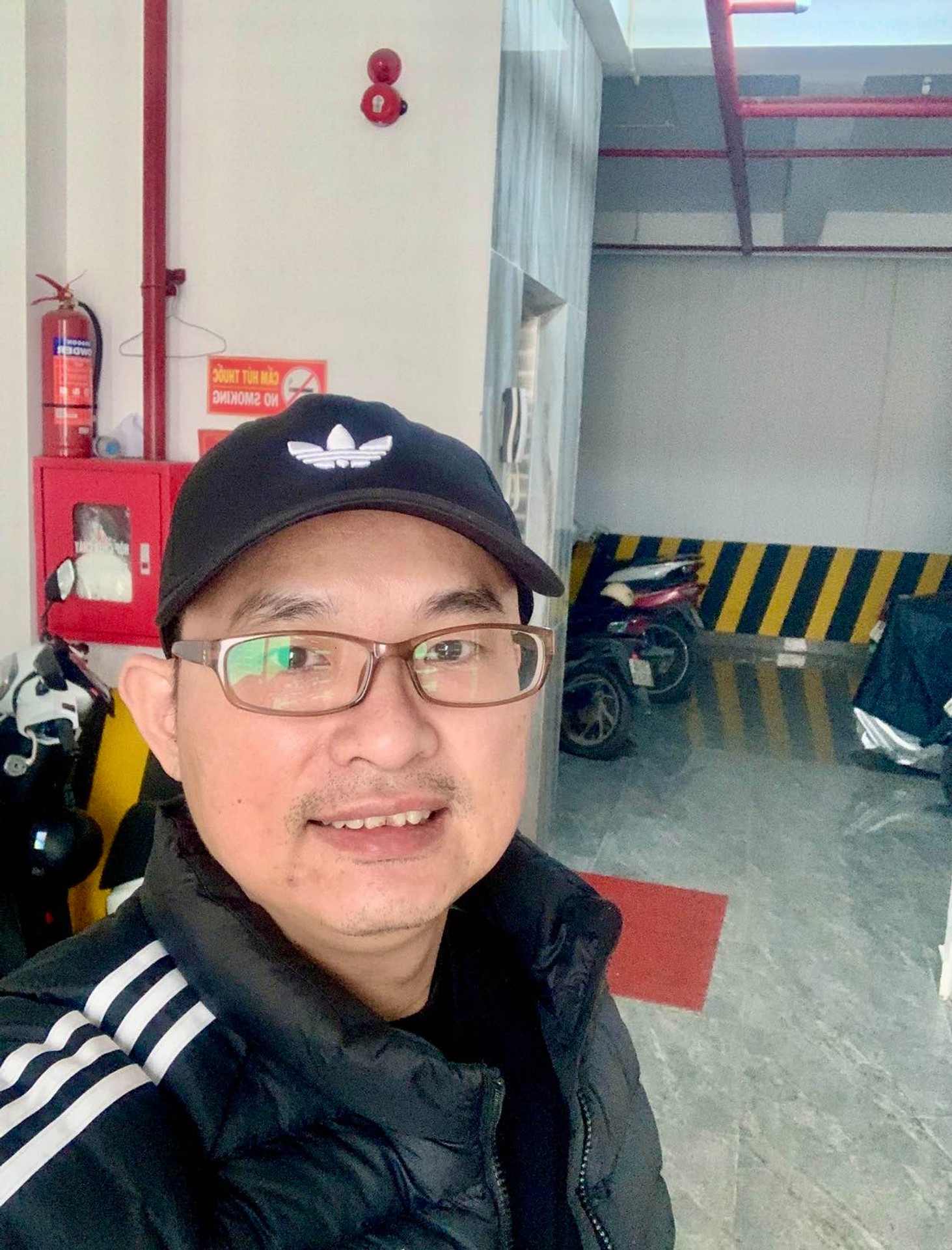 Bán nhà Kim Giang - diện tích 65m2 7 tầng - gần ô tô - giá 23,5 tỷ