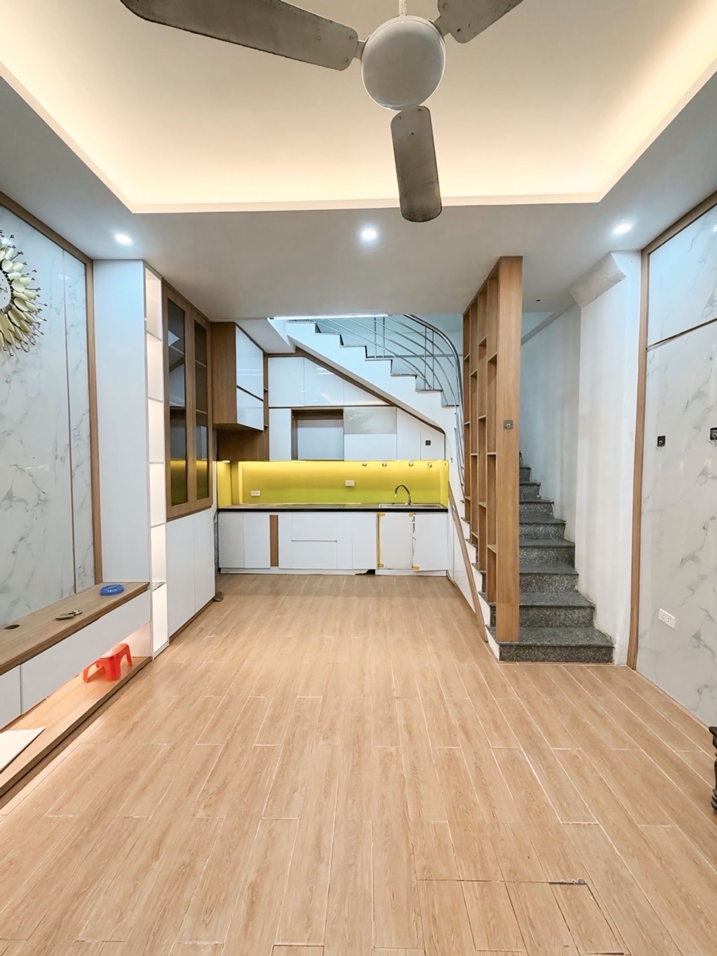 Bán nhà Thúy Lĩnh - diện tích 25m2 4 tầng - Lô góc - giá 3,6 tỷ