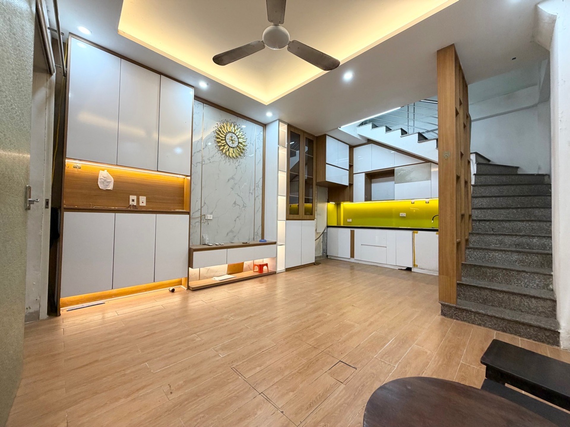 Bán nhà Thúy Lĩnh - diện tích 25m2 4 tầng - Lô góc - giá 3,6 tỷ