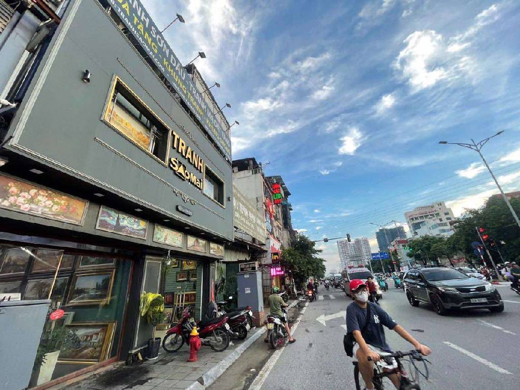 Bán nhà Giải Phóng - diện tích 804m2 1 tầng - Lô góc 2 mặt phố - giá 425 tỷ