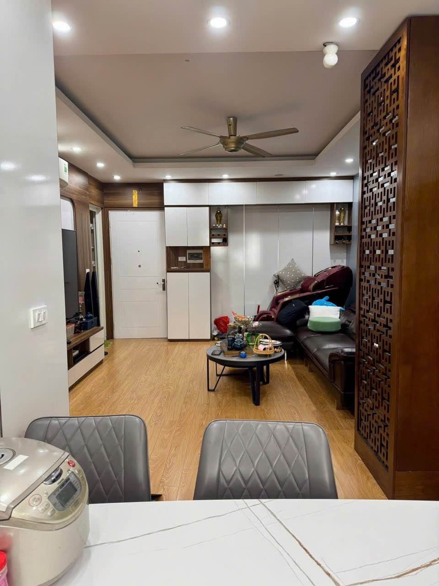Bán nhà Trần Hòa - diện tích 70m2 7 tầng - Sổ đỏ chính chủ - giá 5,75 tỷ