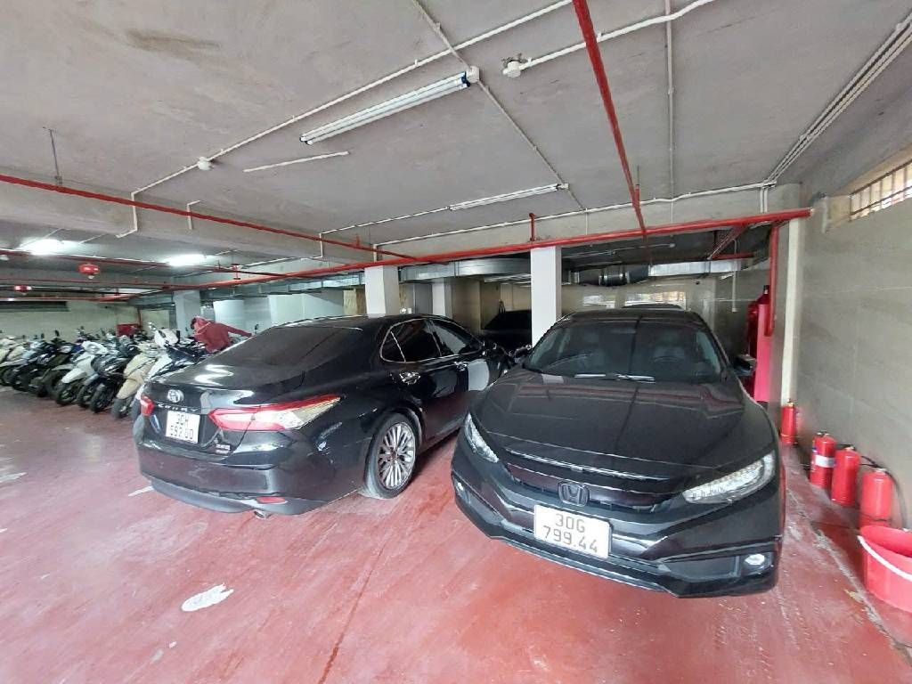 Bán nhà Ngõ 4 ô tô trở lên - diện tích 5100m2 6 tầng - Lô đất vị trí đẹp - giá 400 tỷ