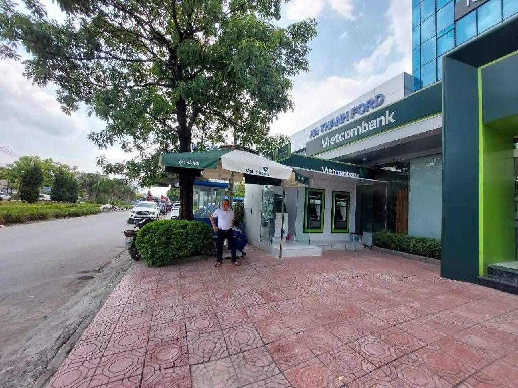 Bán nhà Ngõ 4 ô tô trở lên - diện tích 5100m2 6 tầng - Lô đất vị trí đẹp - giá 400 tỷ