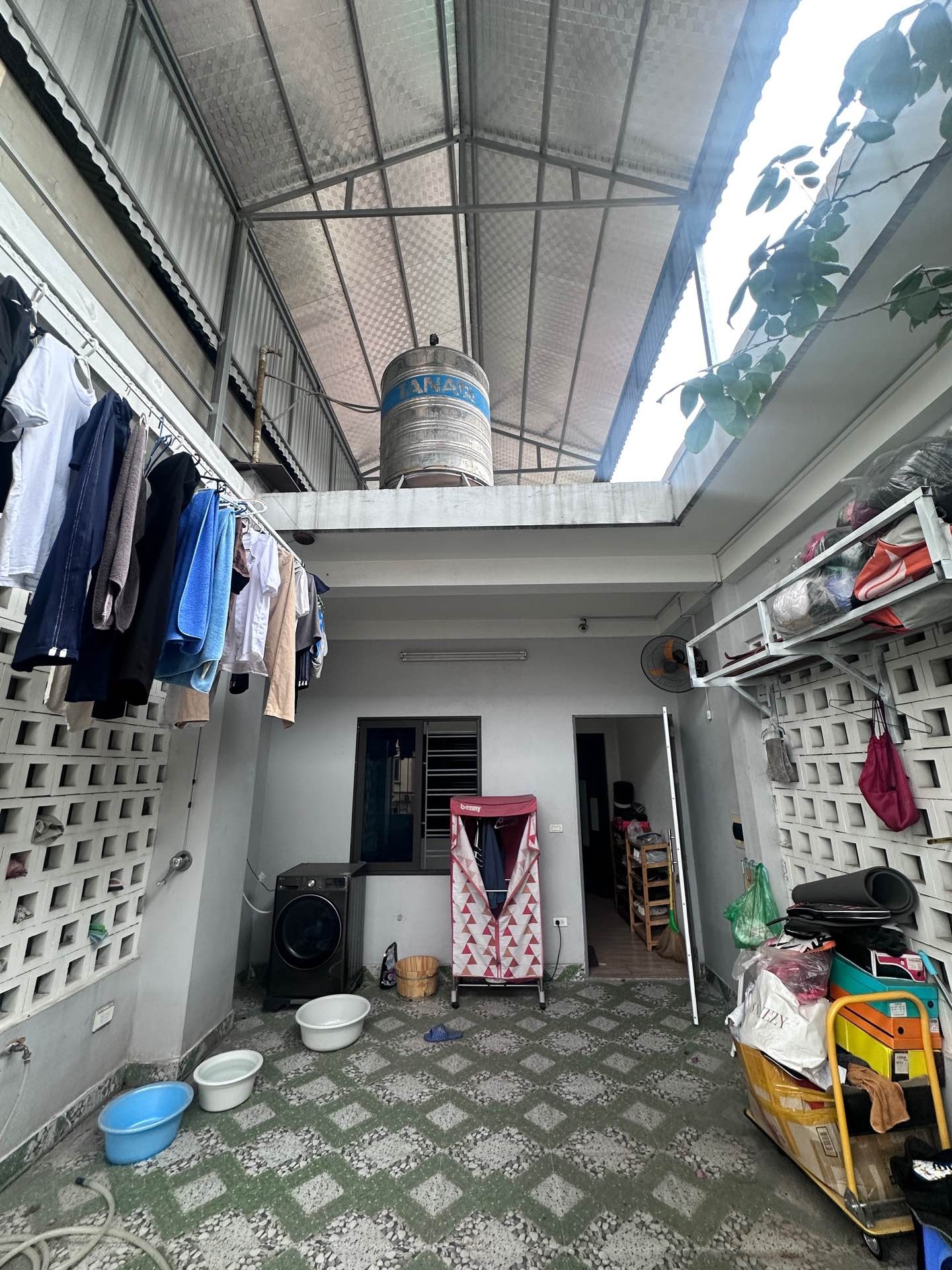 Bán nhà Yên Duyên - diện tích 50m2 3 tầng - Ô tô đỗ cửa - giá 13 tỷ