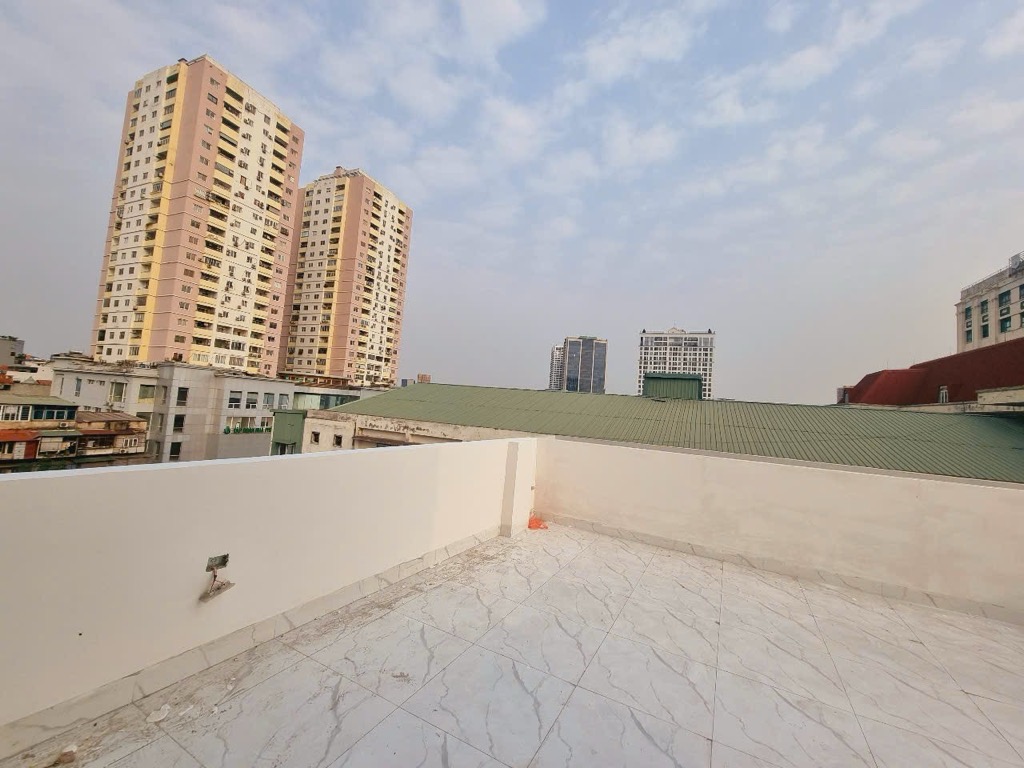 Bán nhà Thái Thịnh - diện tích 250m2 8 tầng - Tòa CCMN trung tâm quận Đống Đa - giá 79 tỷ