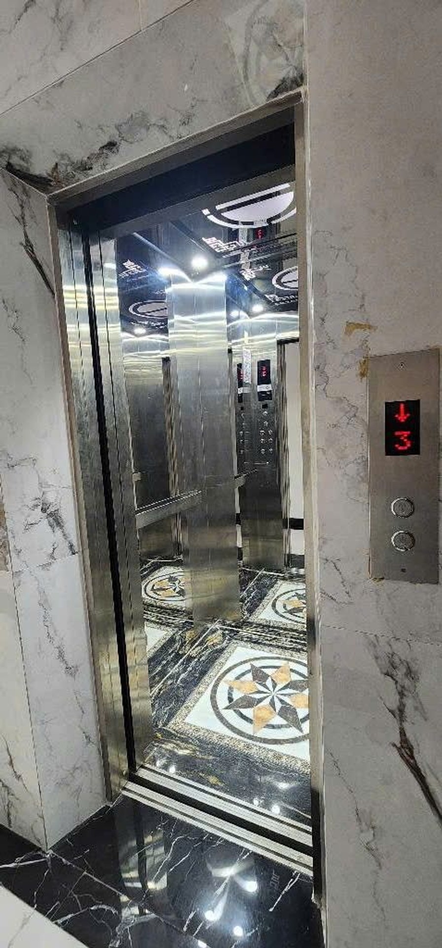 Bán nhà Tân Mai - diện tích 65m2 5 tầng - Ô TÔ TRÁNH 10M - giá 18,8 tỷ