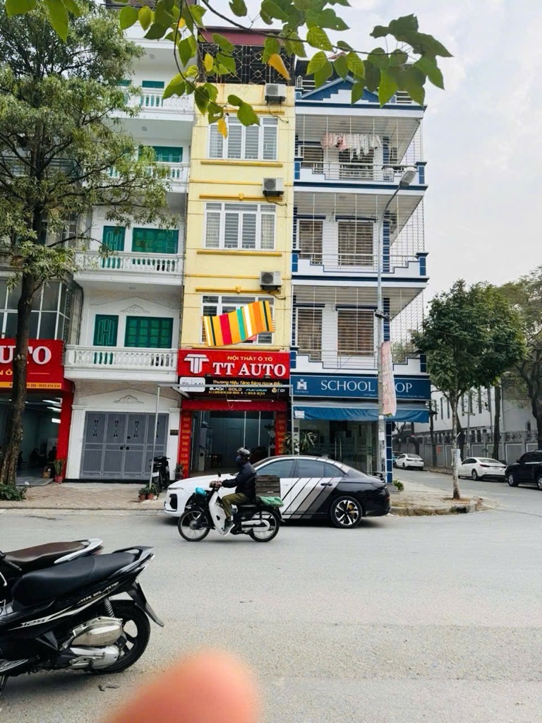 Bán nhà Nguyễn Công Thái - diện tích 53m2 5 tầng - MẶT PHỐ, PHÂN LÔ, ĐƯỜNG ĐÔI - giá 30 tỷ