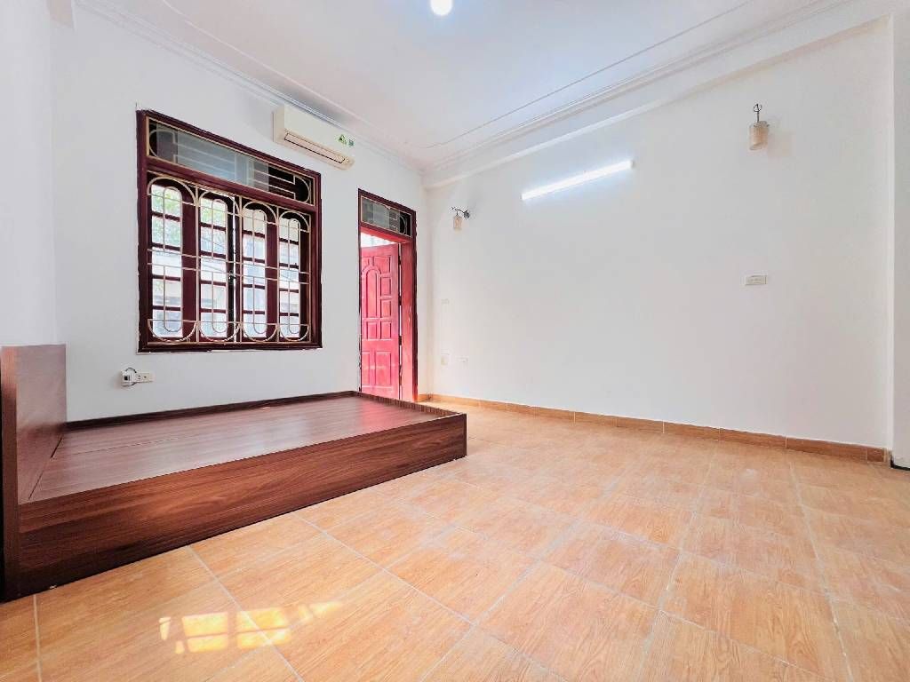 Bán nhà Kim Giang - diện tích 75m2 4 tầng - Nhà khu phân lô bàn cờ, đường trước nhà ô tô tải tránh - giá 18,5 tỷ