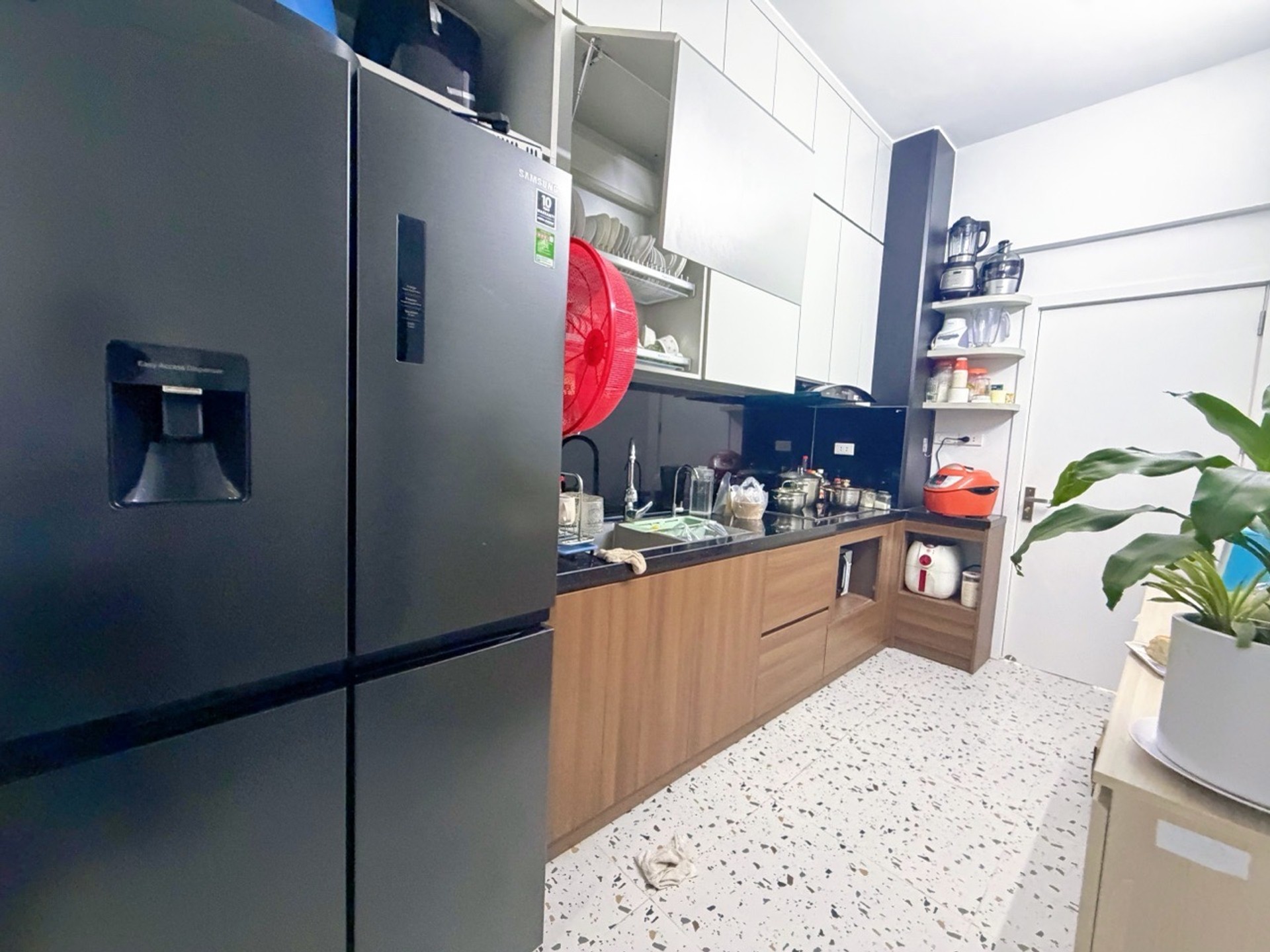 Bán nhà Định Công - diện tích 101m2 1 tầng - Căn hộ đẹp hiếm có - giá 8,7 tỷ