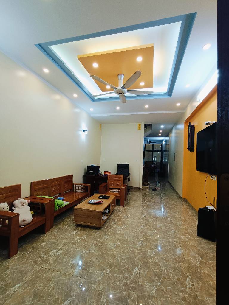 Bán nhà Thanh Lân - diện tích 104m2 4 tầng - Gara ô tô - giá 25,99 tỷ